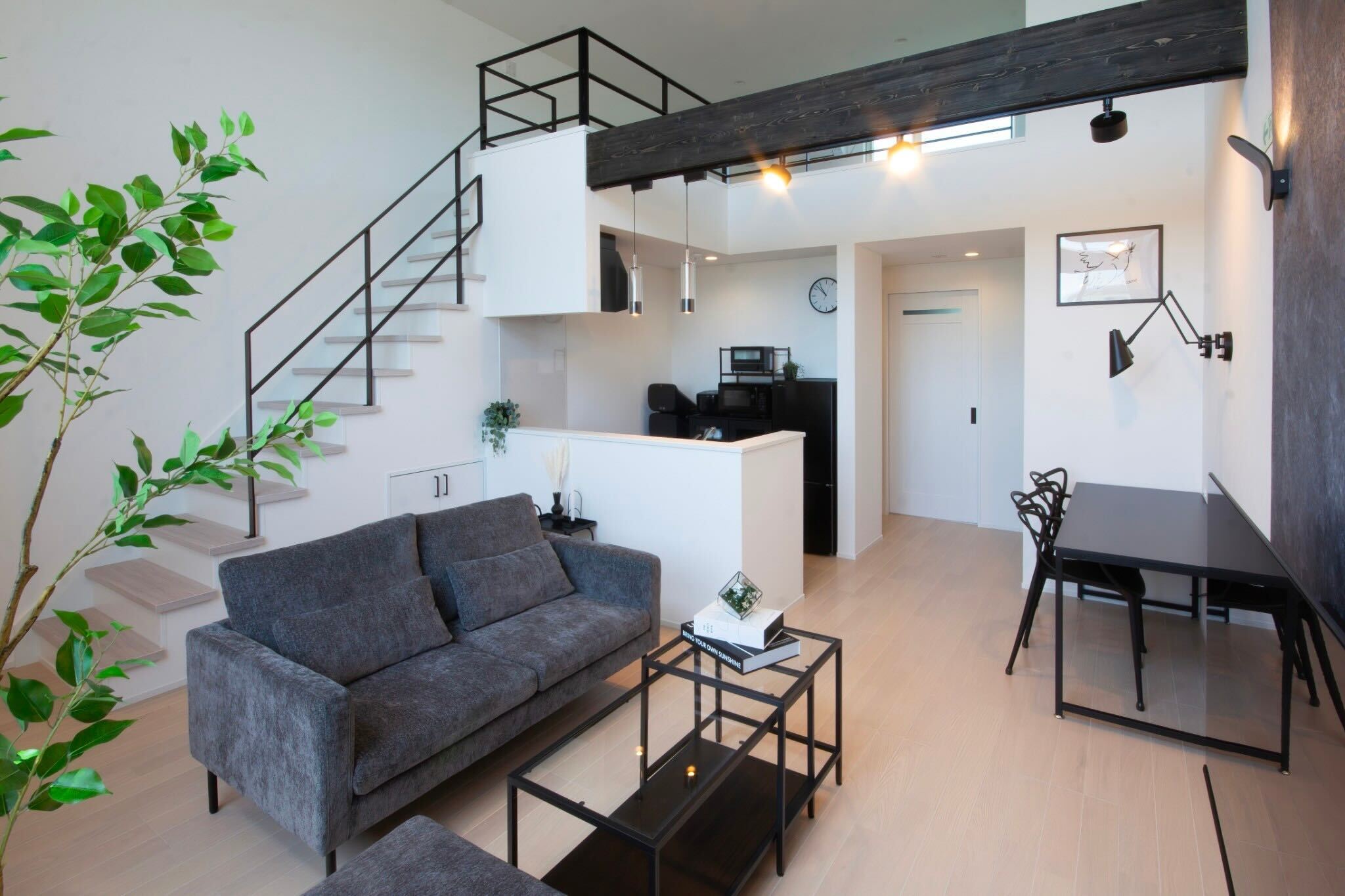 マウンテンビュー/メゾネット/最大6人/Room1