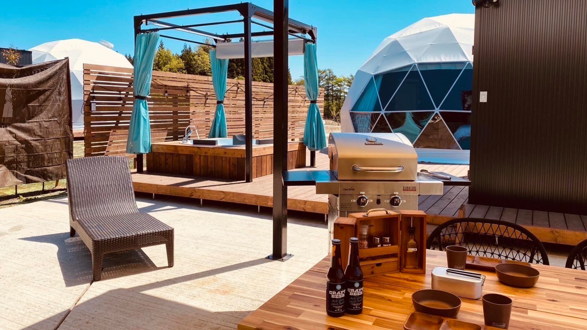 プライベートジャグジー付ドームテント BBQスタンド
