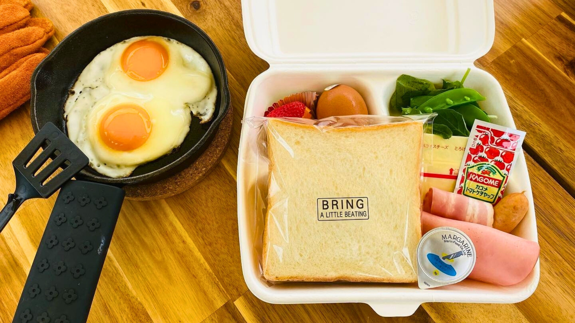 朝食 洋食イメージ 地元の食パンで作られた ホットサンド