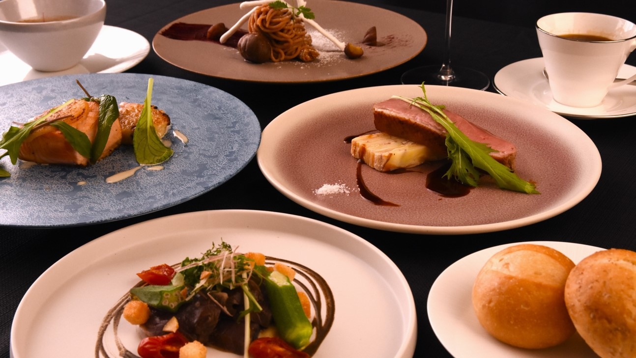 【TIAD STAY】Table For Tomorrowの美食を心ゆくまで堪能【2食付】