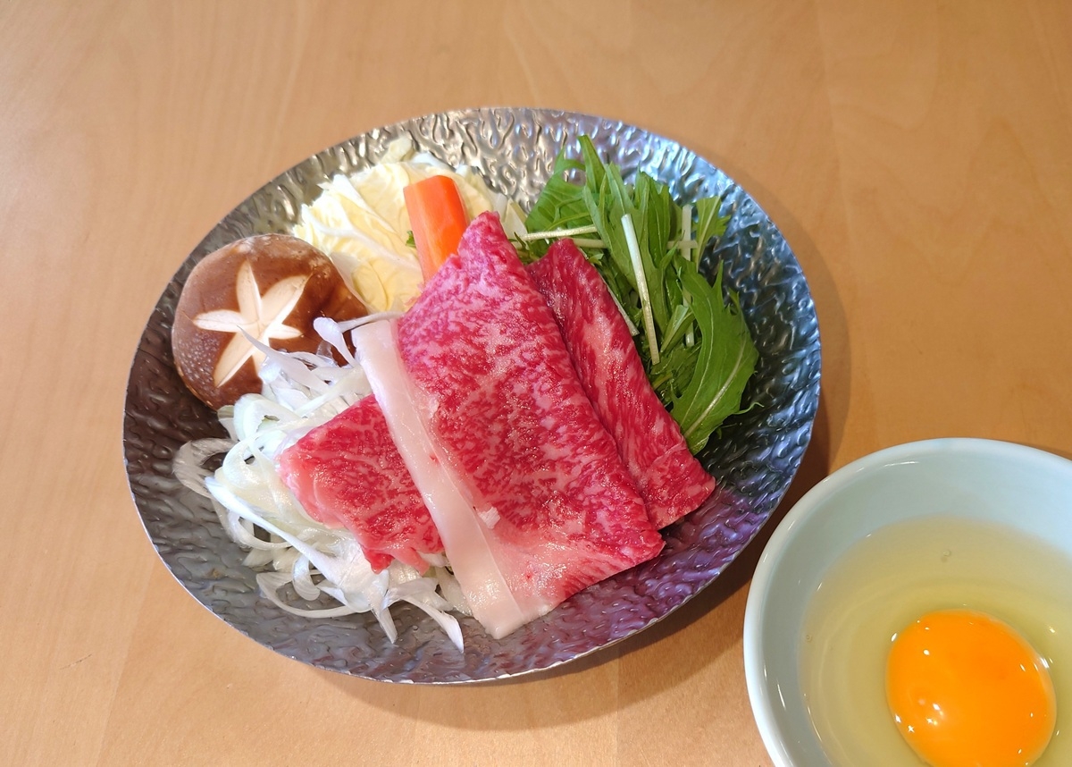 【2食付】美酒美食☆厳選お造り盛合せ×日高見牛すき焼き×ハーフバイキング☆24時間飲み放題付き