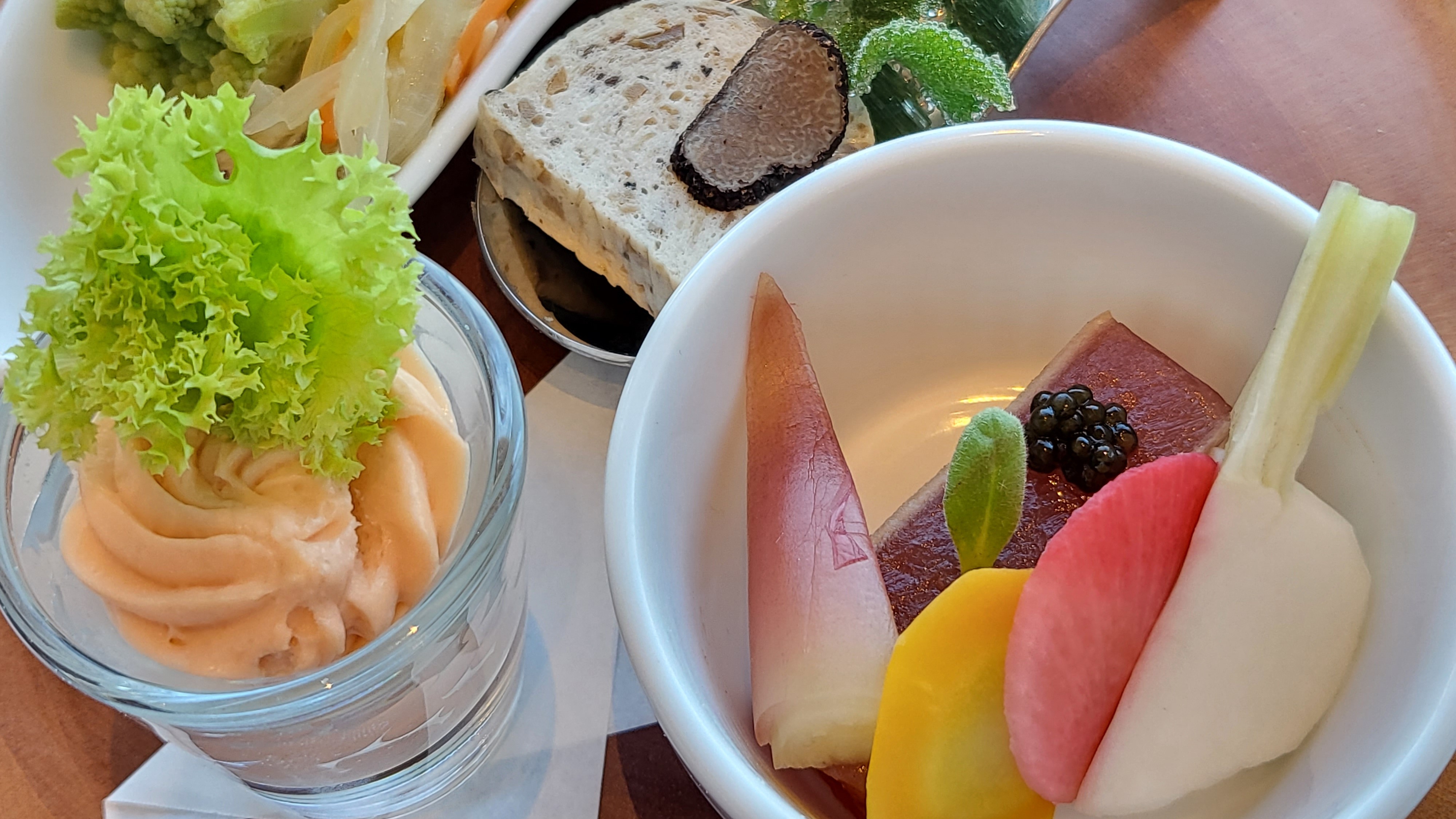 前菜　※季節によって食材は異なります