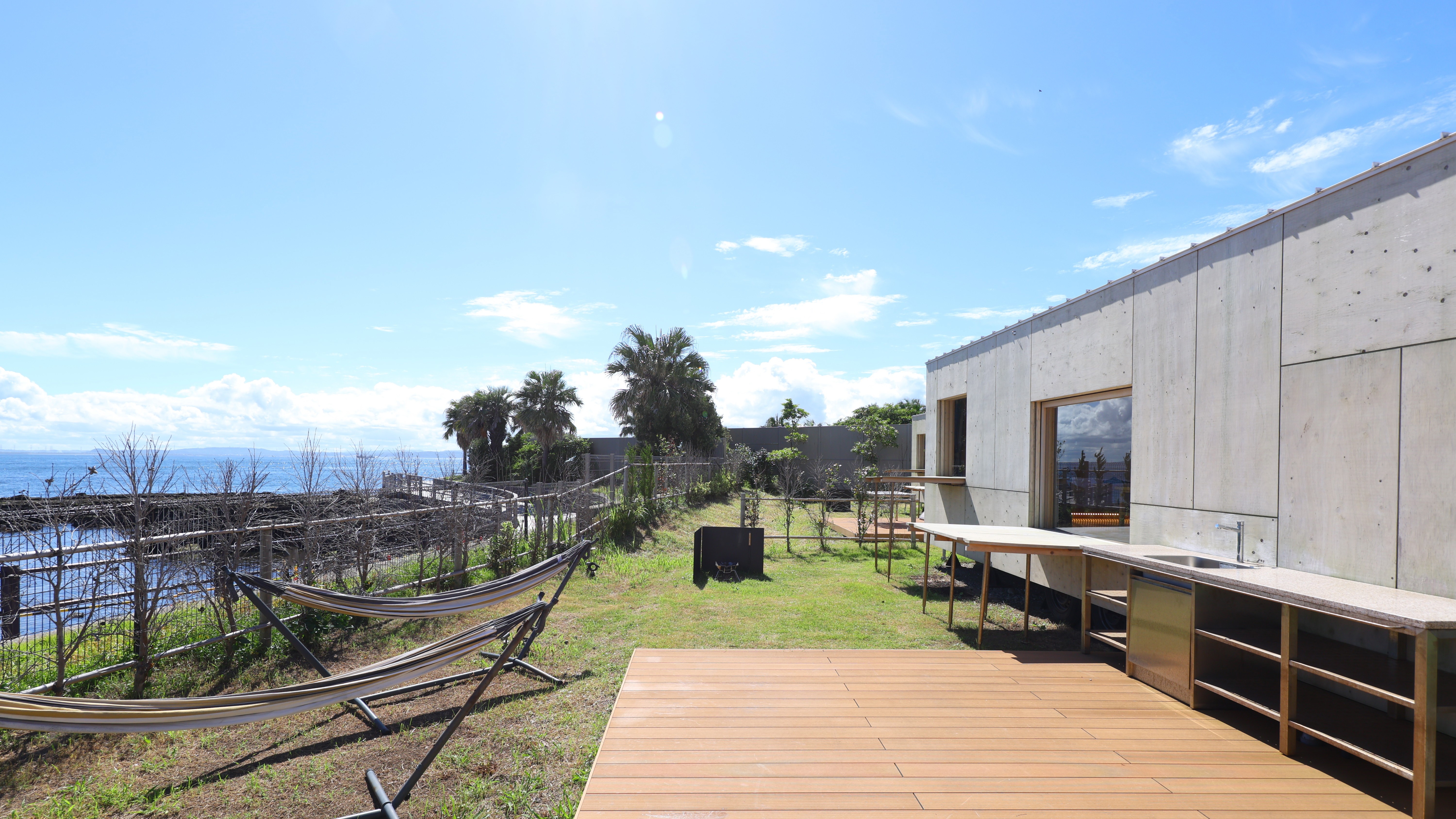 グランピングオーシャンビューツイン外観