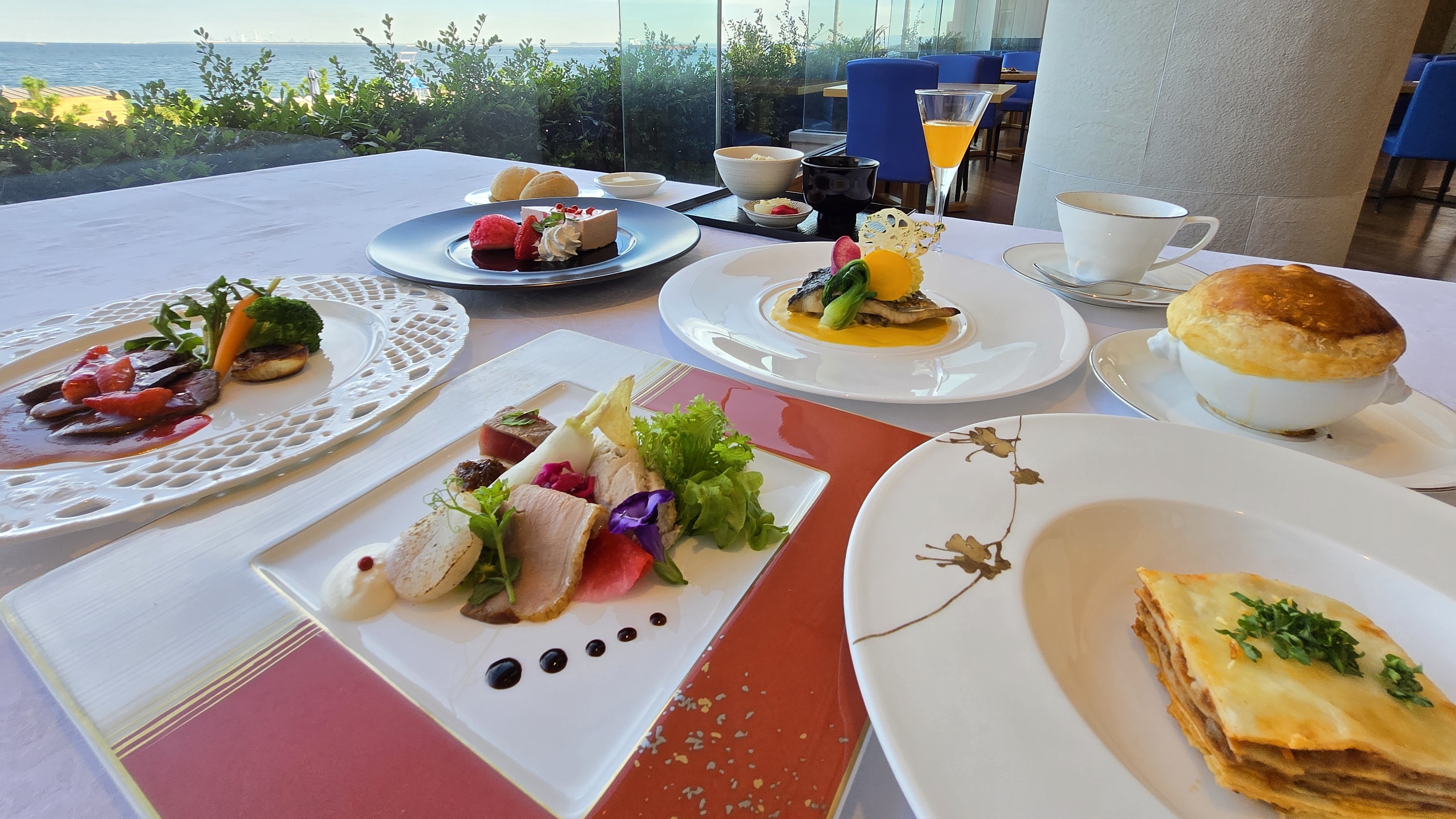 【ホテル棟】夕食(イメージ)