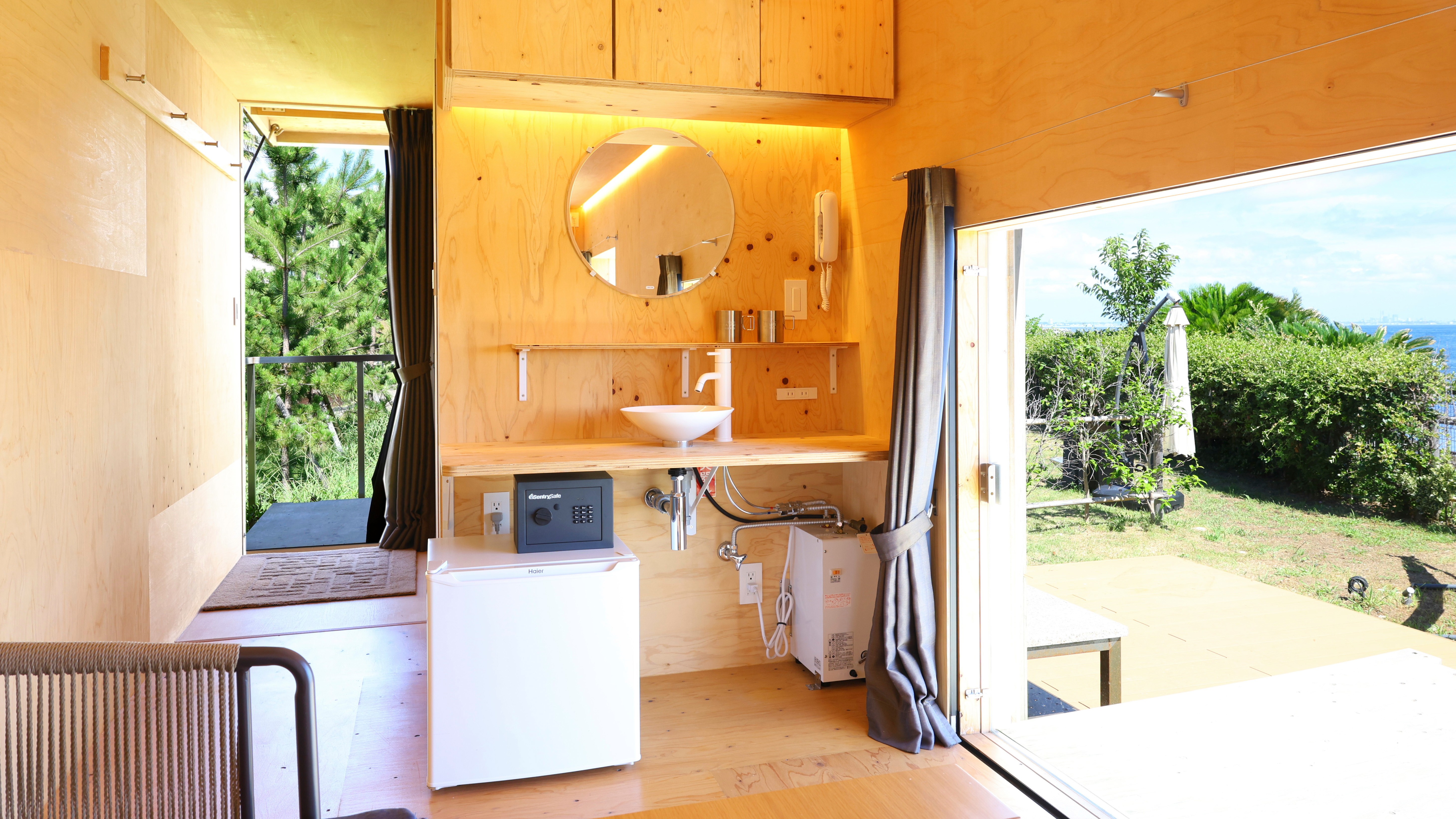 室内からも海が一望