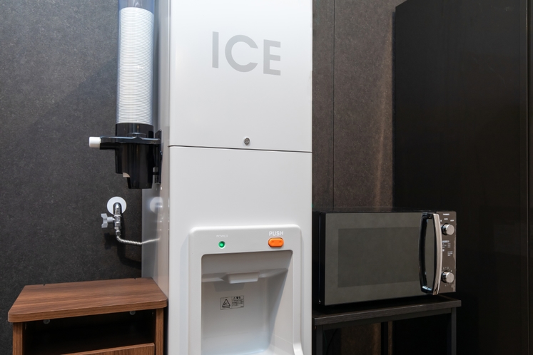【館内】1階-製氷機・電子レンジ