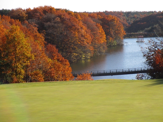 秋のゴルフ場