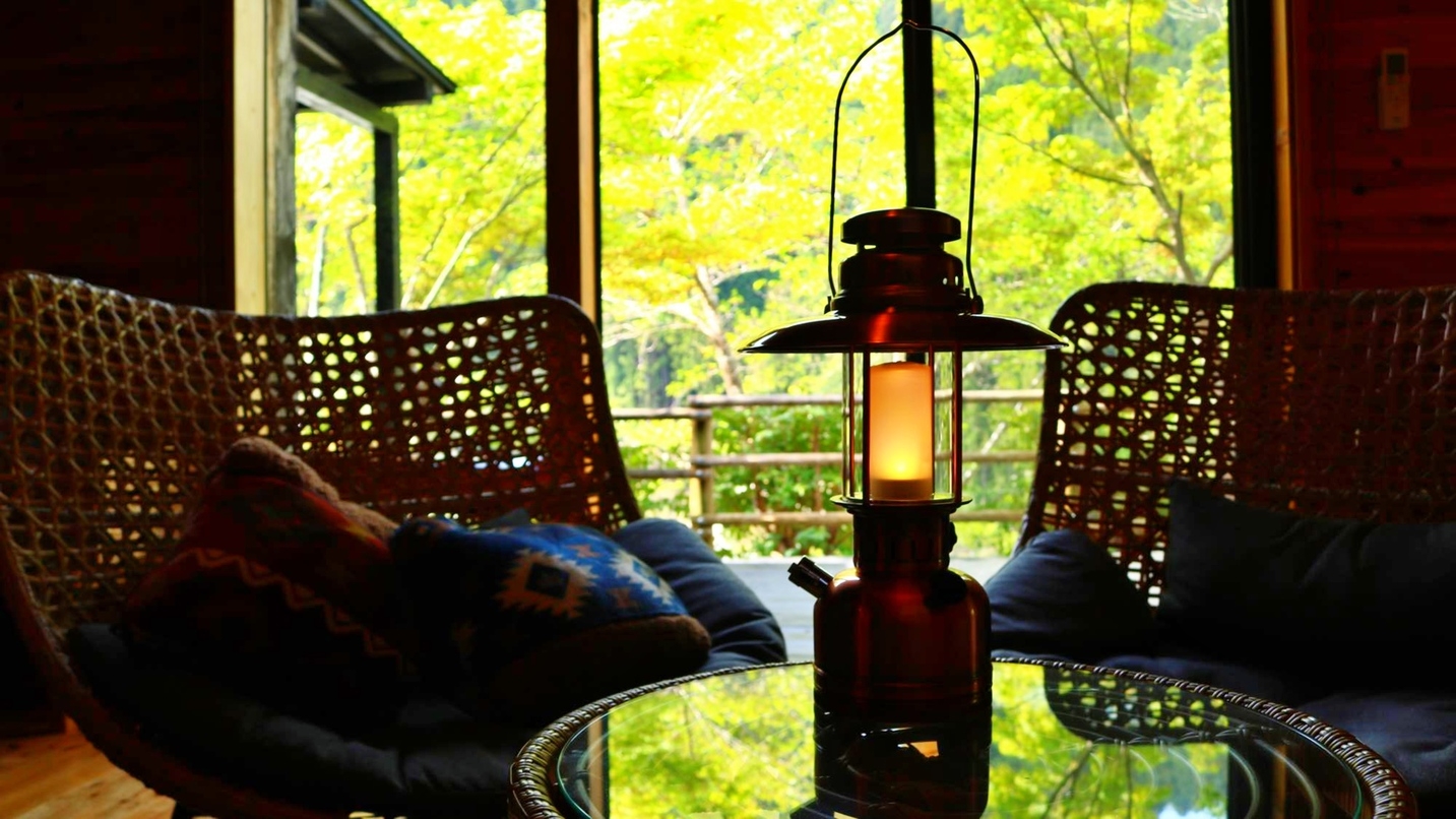 【ぼたん鍋コース】創業85年の伝統料理 A5ランク猪肉｜夕食は地域名店で食すコラボプラン｜一泊二食付