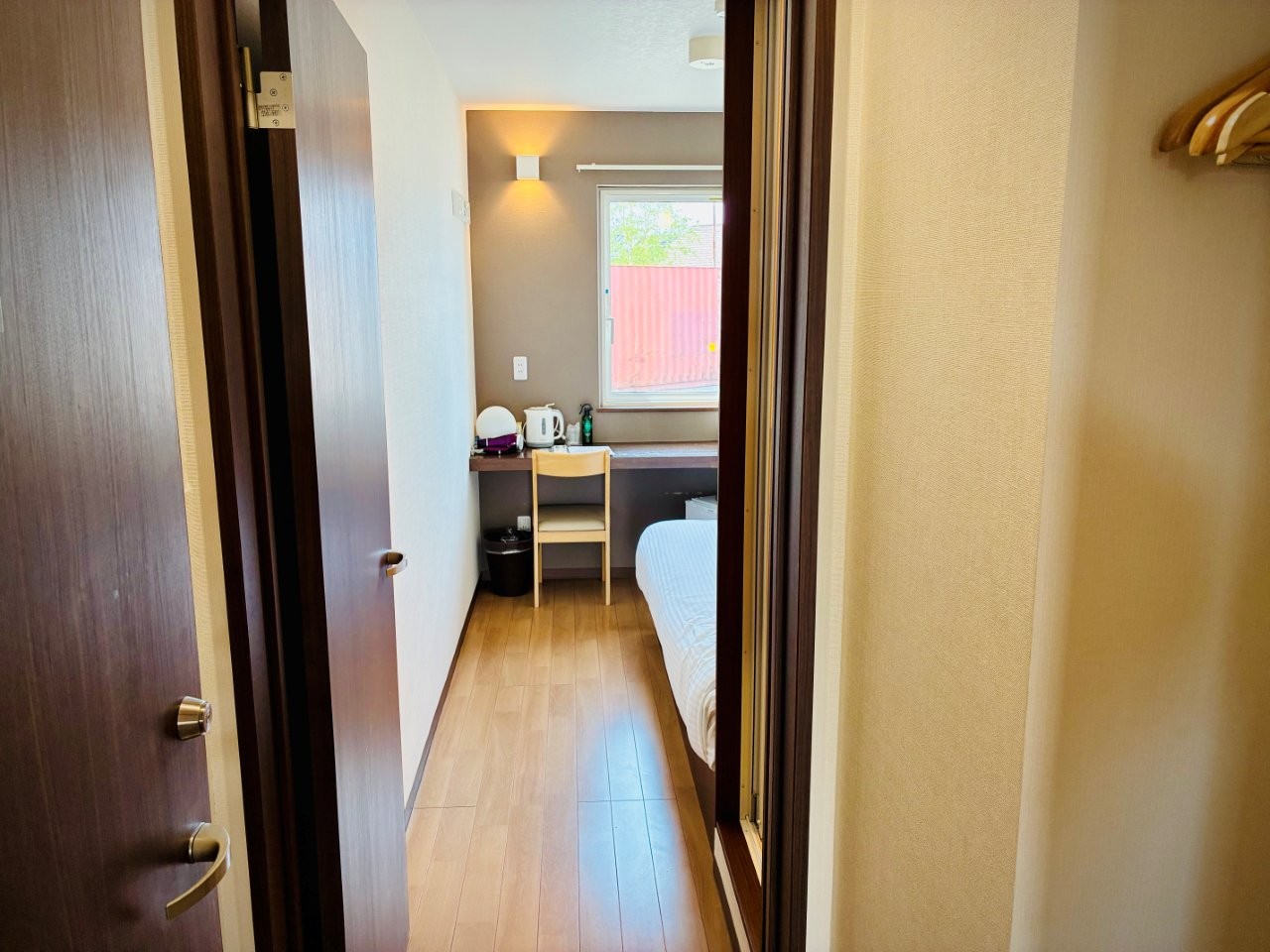 部屋廊下