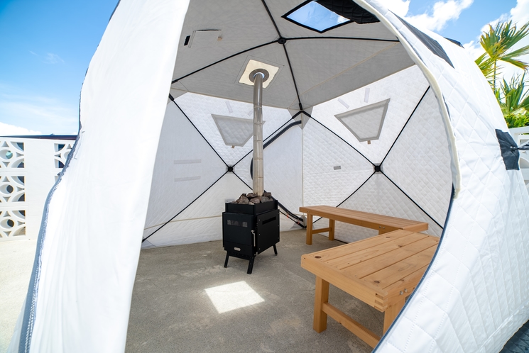 ・【テントサウナ】6〜7人同時利用可能な広々テントをご用意しております。