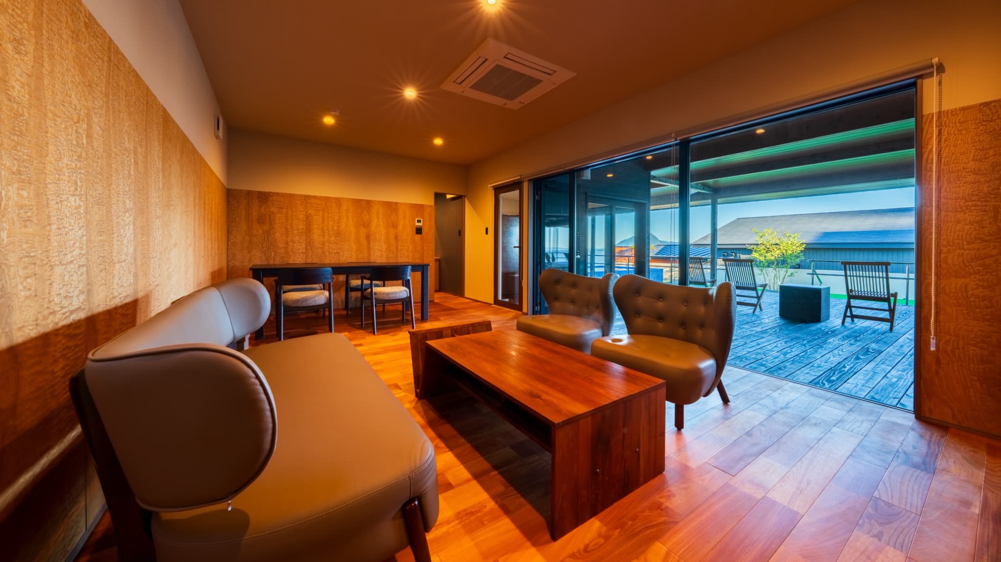 【スイートヴィラ／和洋室】夏期限定プール付