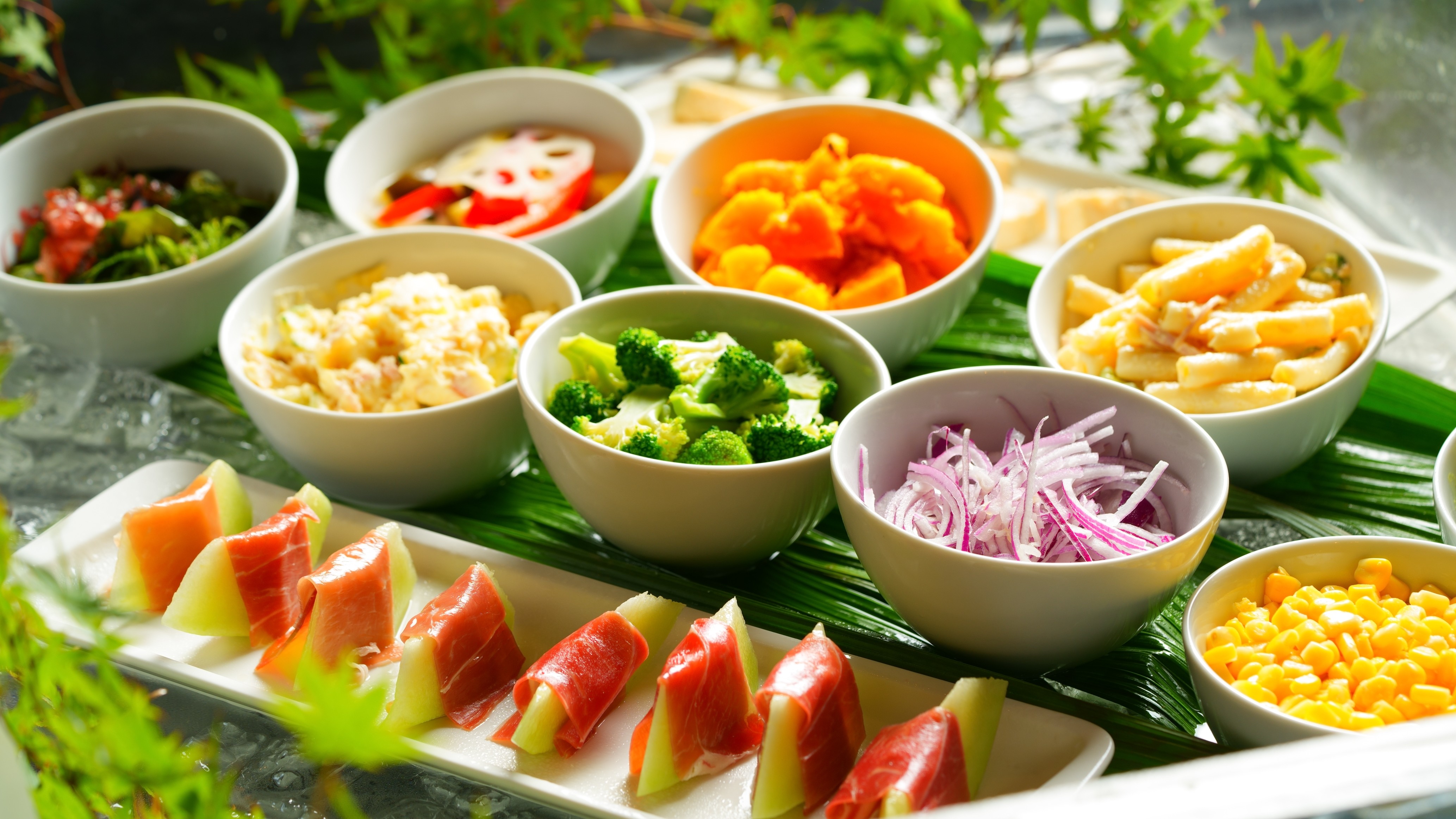 ビュッフェ　夕食一例