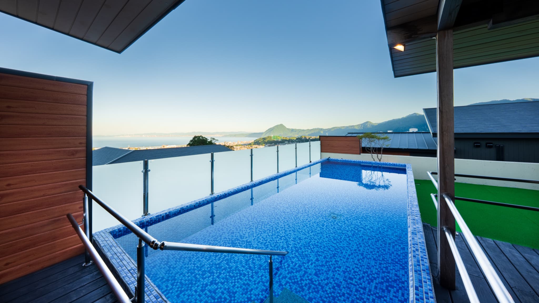 【スイートヴィラ／和洋室】夏期限定（6月～9月）プール付