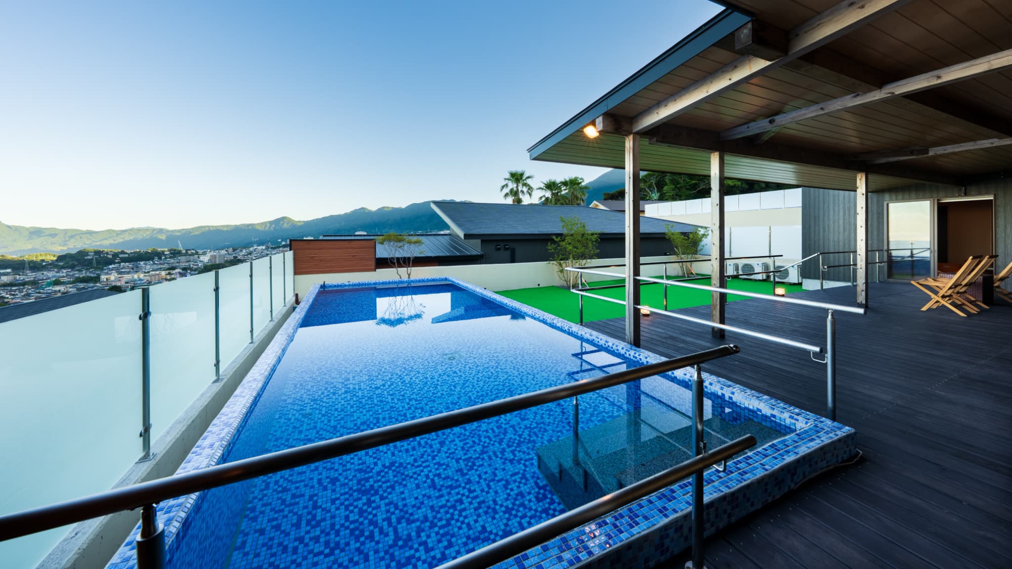 【スイートヴィラ／和洋室】夏期限定（6月～9月）プール付