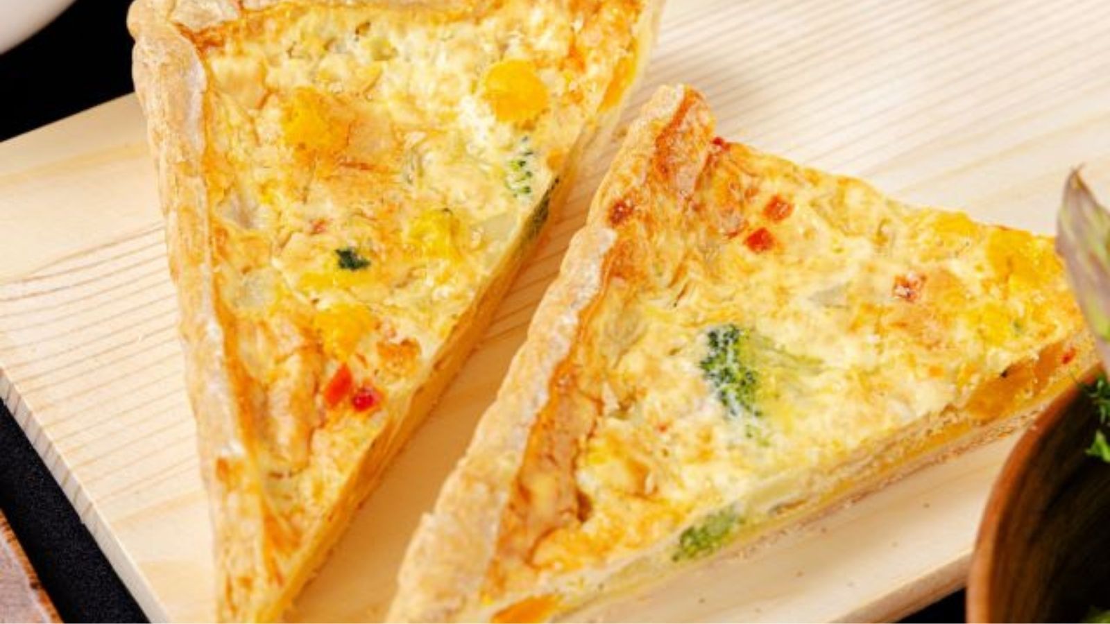 彩り野菜の手作りキッシュ