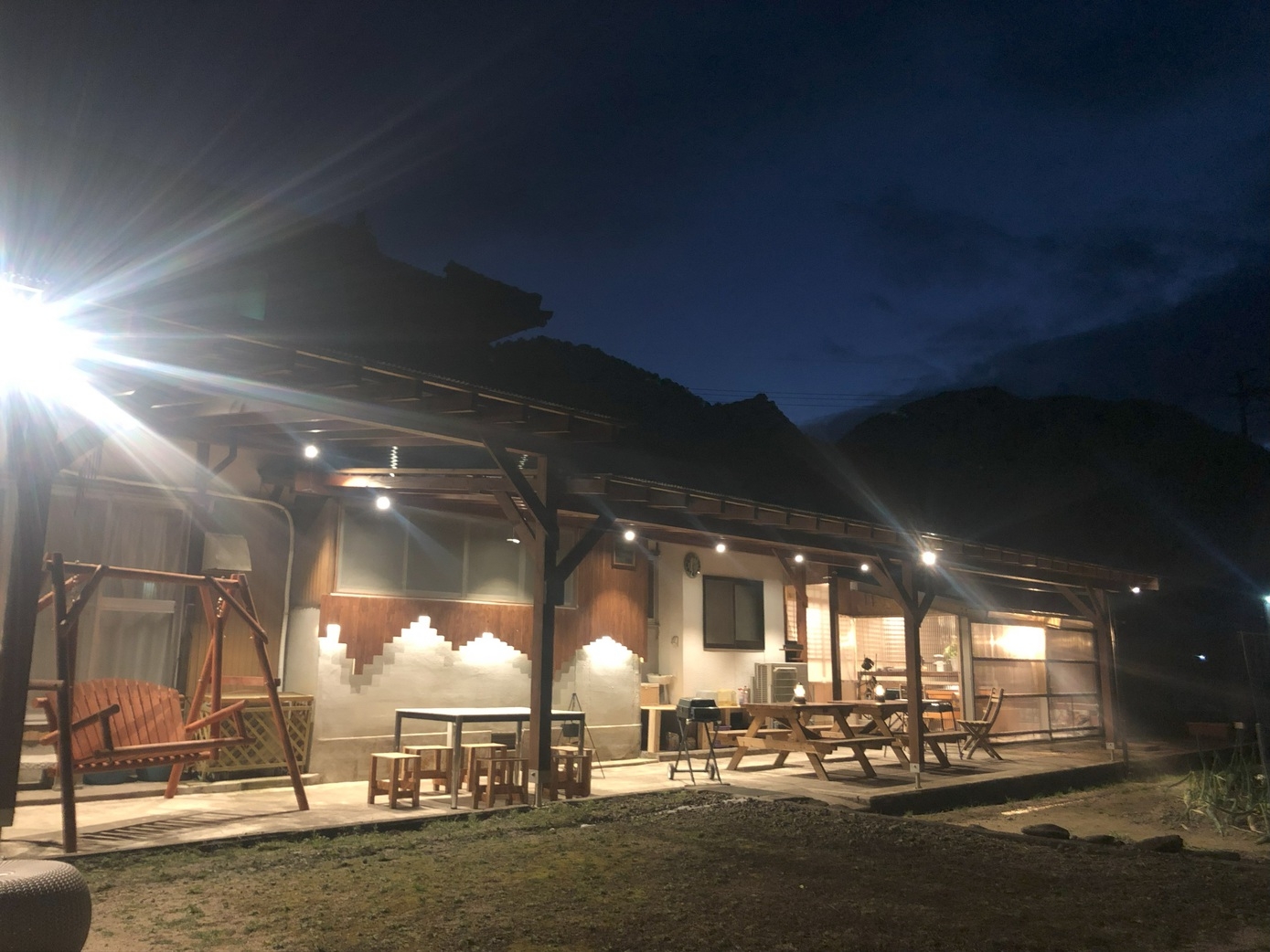 【BBQセット利用プラン】朝来市の旬の食材を堪能！家族や友達とグランピングを楽しもう〈食材持込〉
