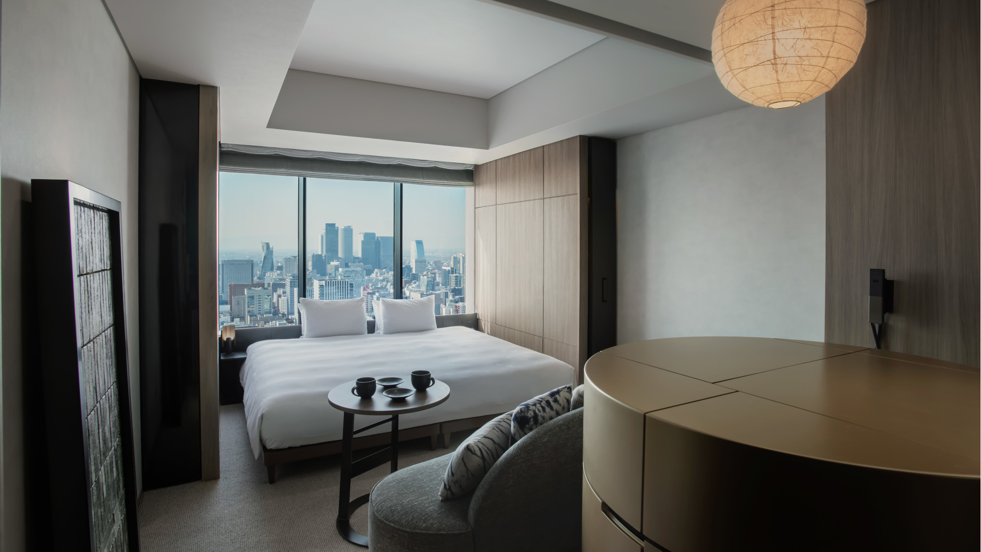 スーペリアキング【Present】（28.9㎡　31階）客室イメージ