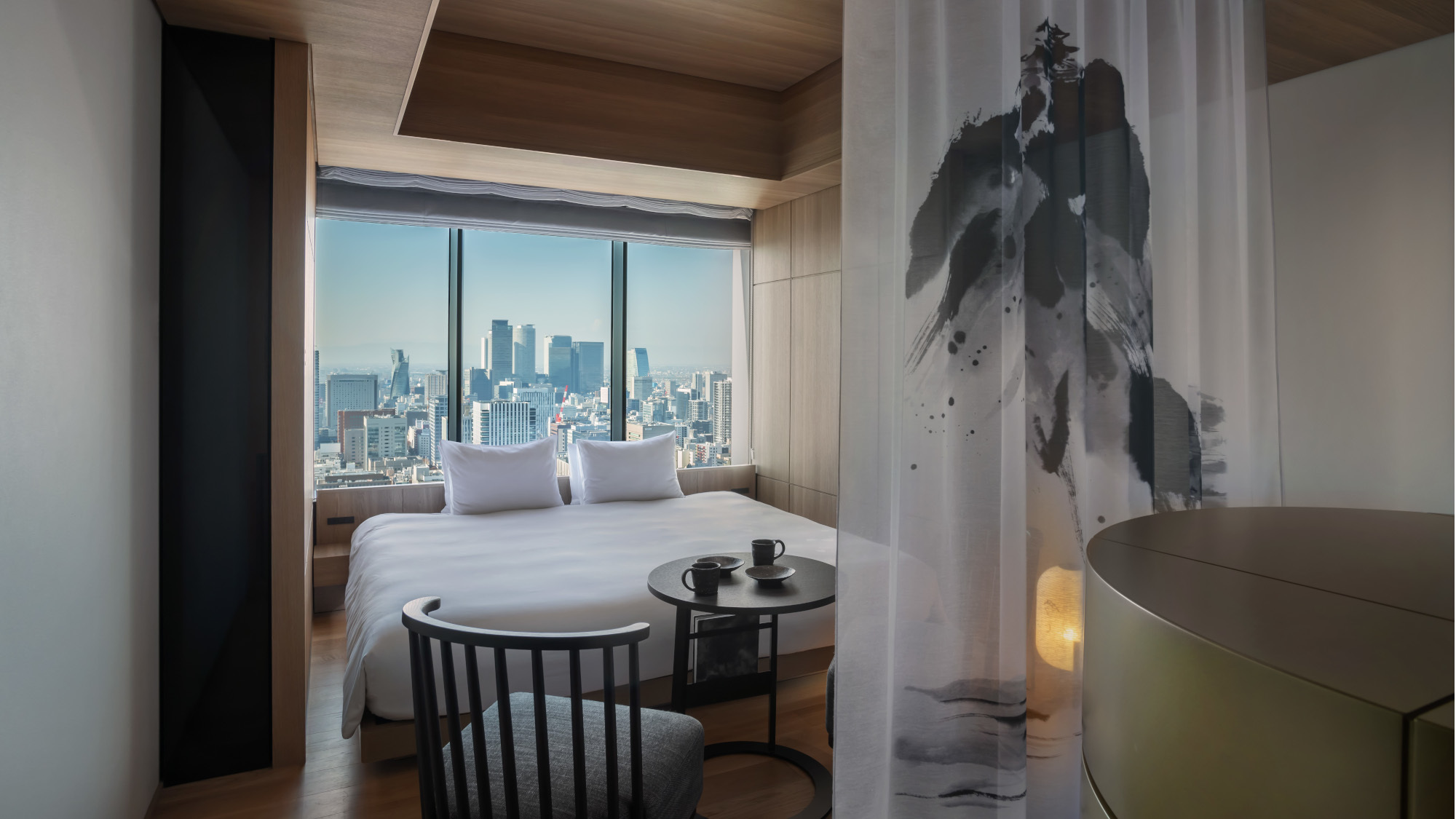 スーペリアキング【History】（28.9㎡　28階）客室イメージ