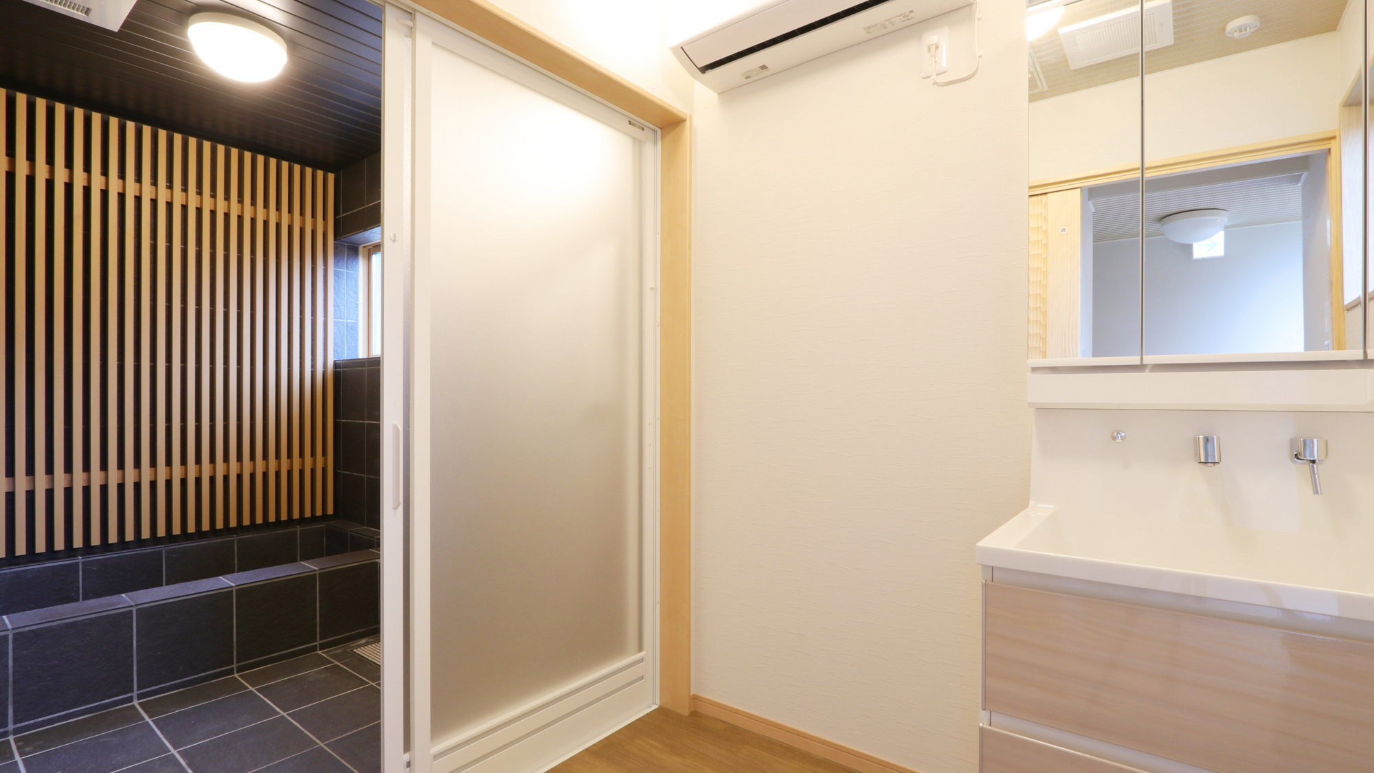 【浴室】改装後のお風呂 (1)