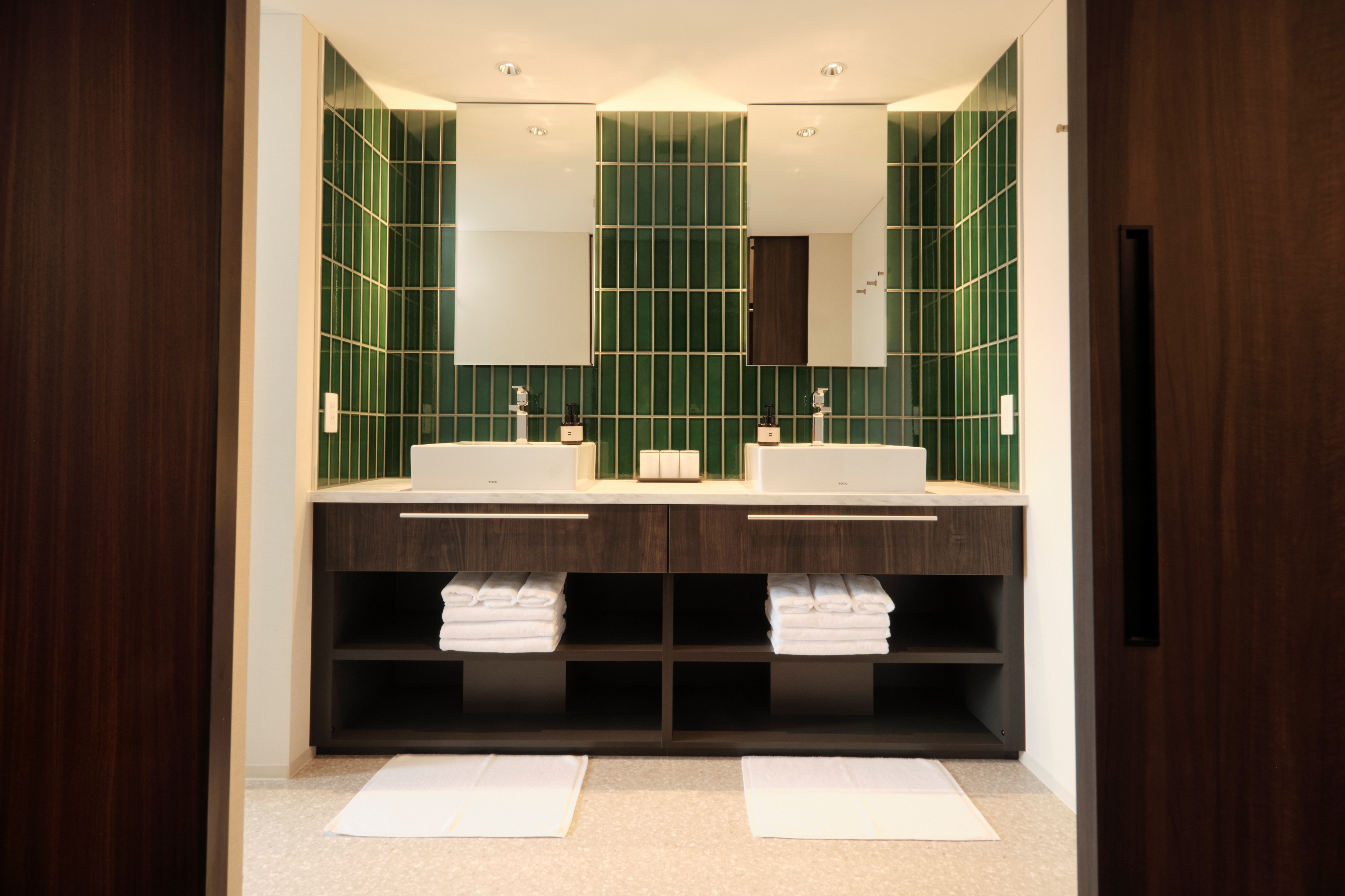 ビューバスバンクスイート