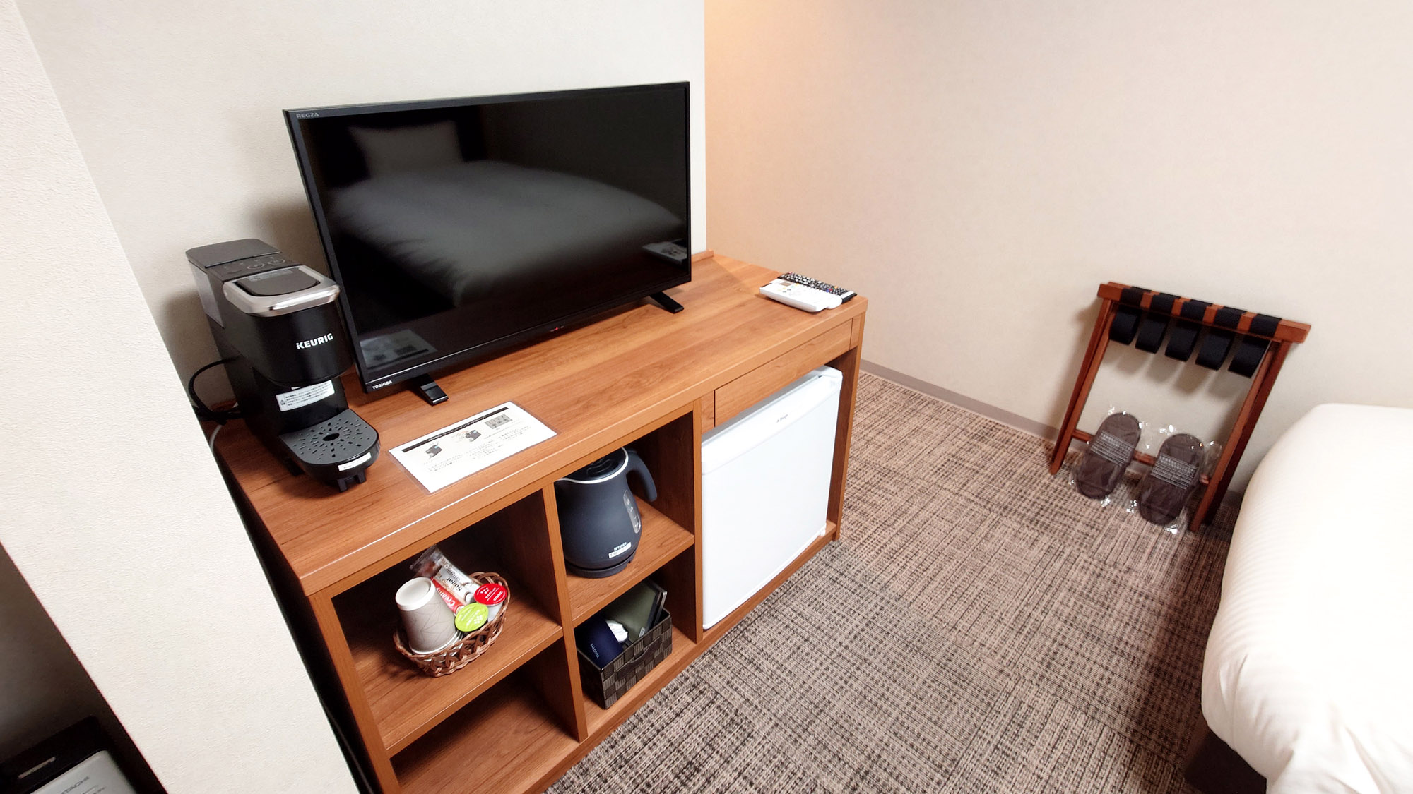 【本館スタンダードツイン】テレビ・冷蔵庫・ポット・コーヒーメーカー完備