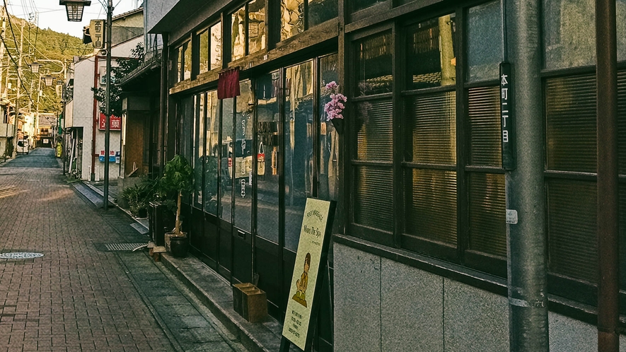 ・【外観】小さな古民家ゲストハウスで昭和の暮らしを体感できます