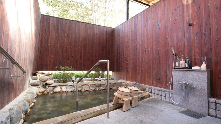 ◆【専用貸切風呂付】プライベートで愉しむ源泉かけ流しの湯〜ご家族・カップルにおすすめ〜竹≪夕朝食付≫