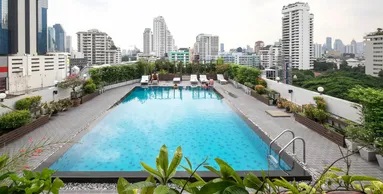 【Pool】バンコクの風や光を思いっきり感じられる屋外プール