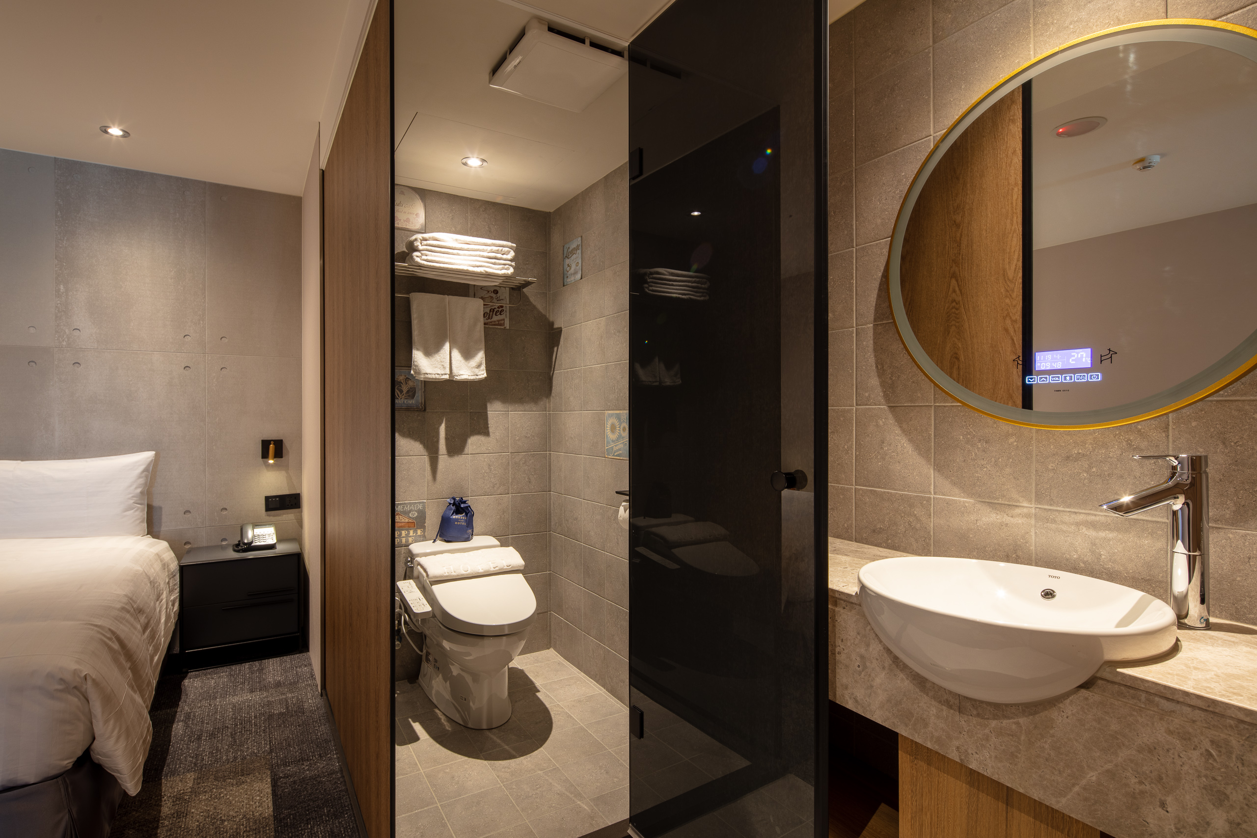 デラックスダブルルーム浴室