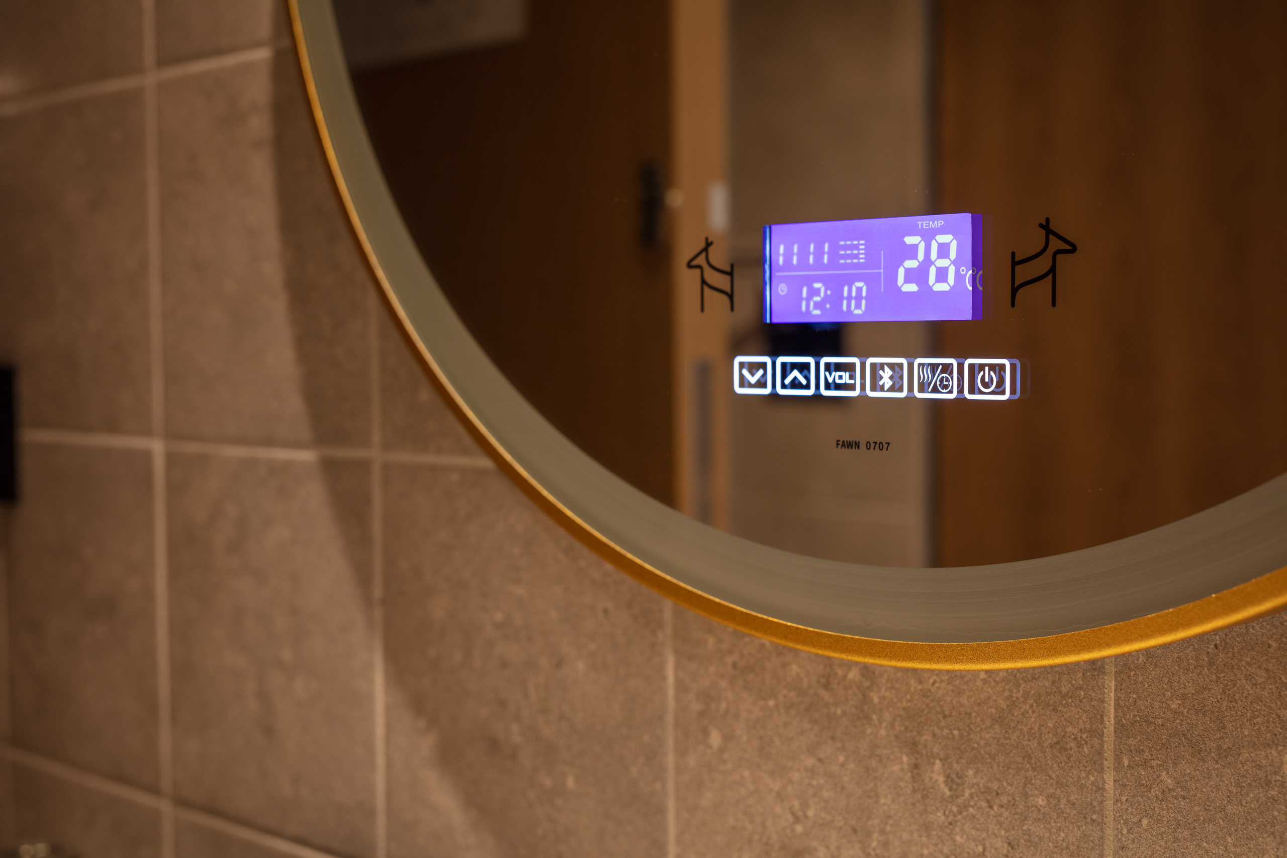 デラックストリブルルーム