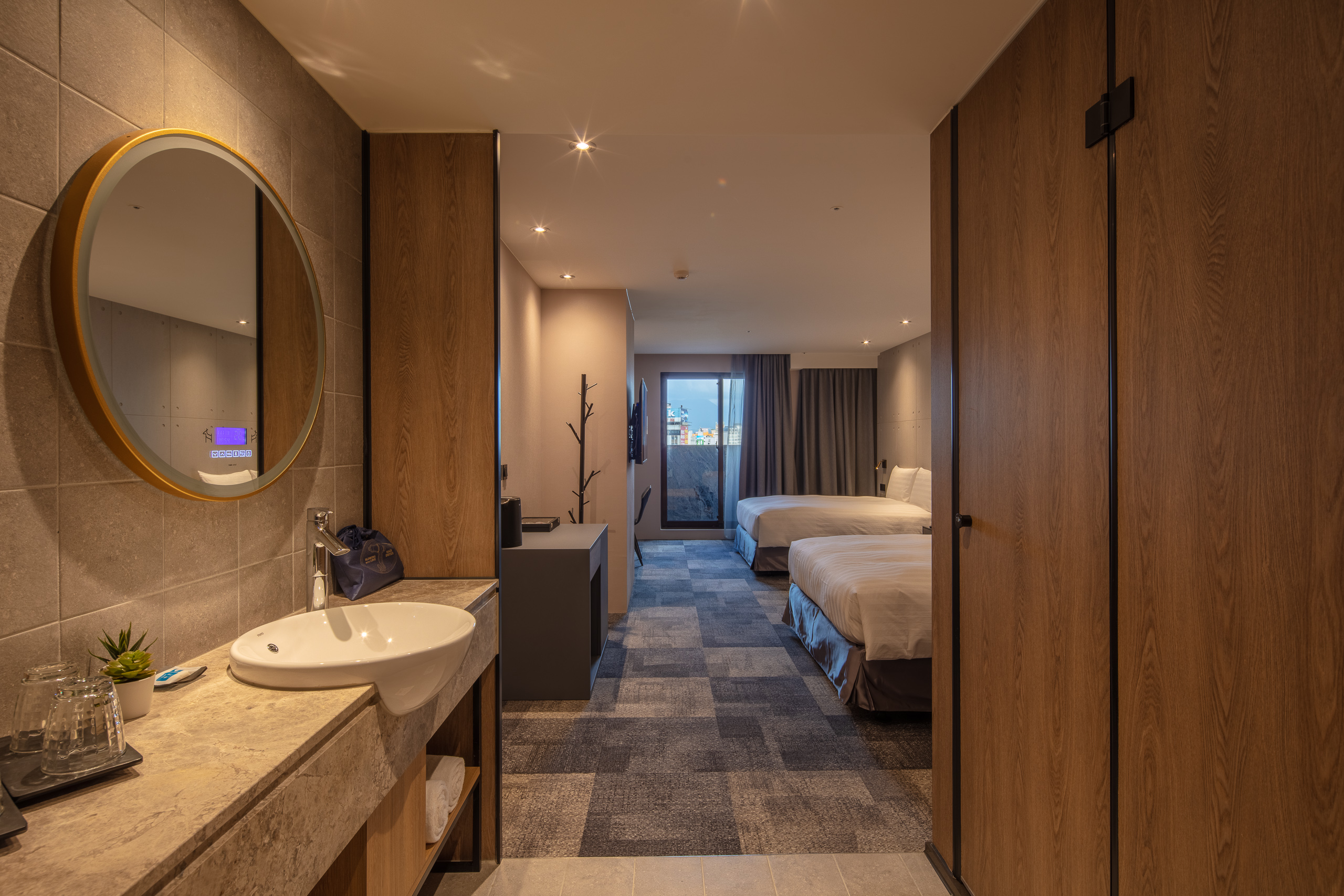 デラックスファミリールーム