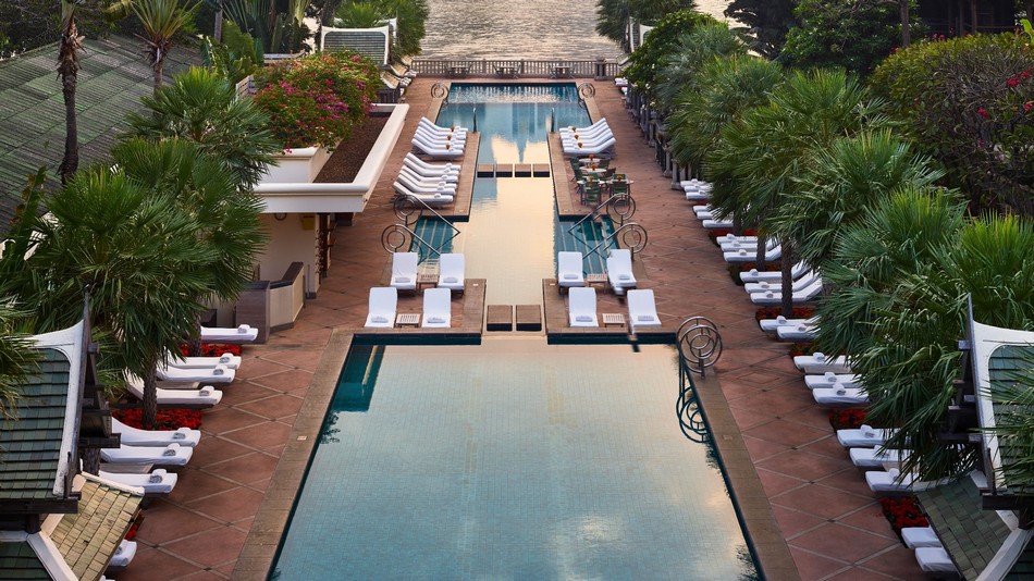 ザ・プールーサンセット