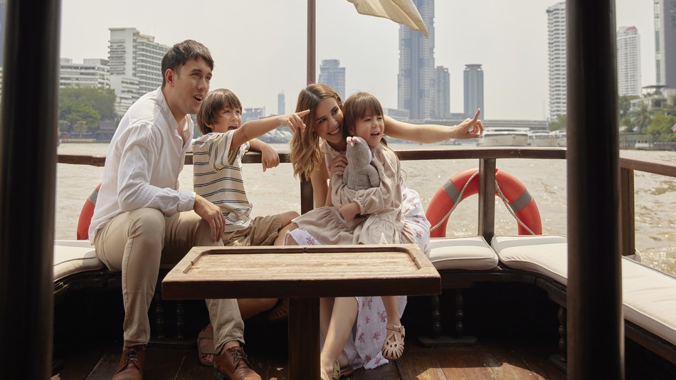 無料シャトルボート