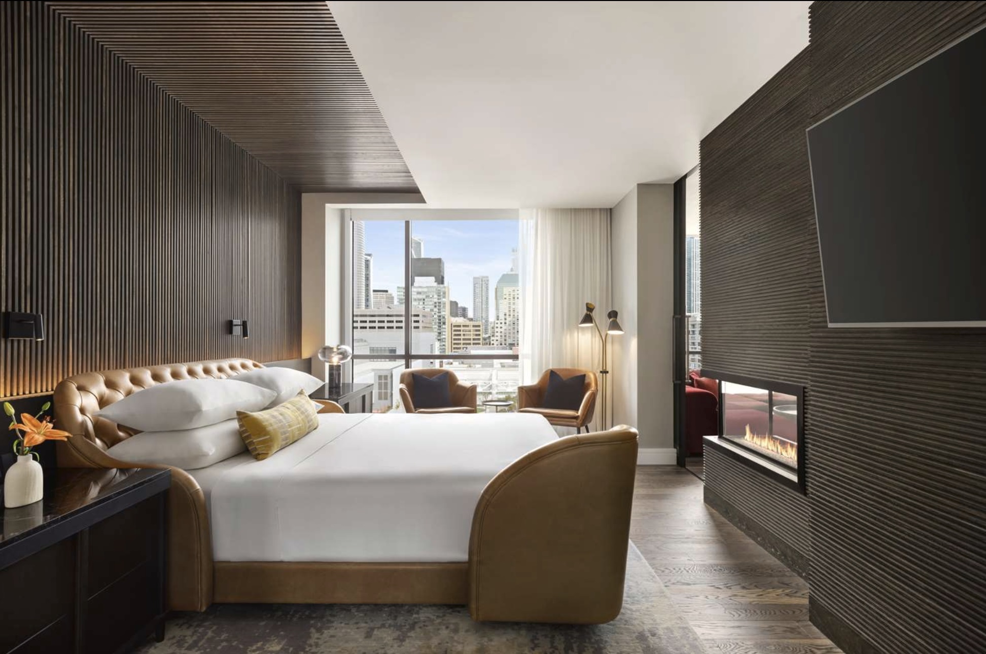 リビングルーム付　アーバンビュー　プレミアムスイート　キングベッド1台