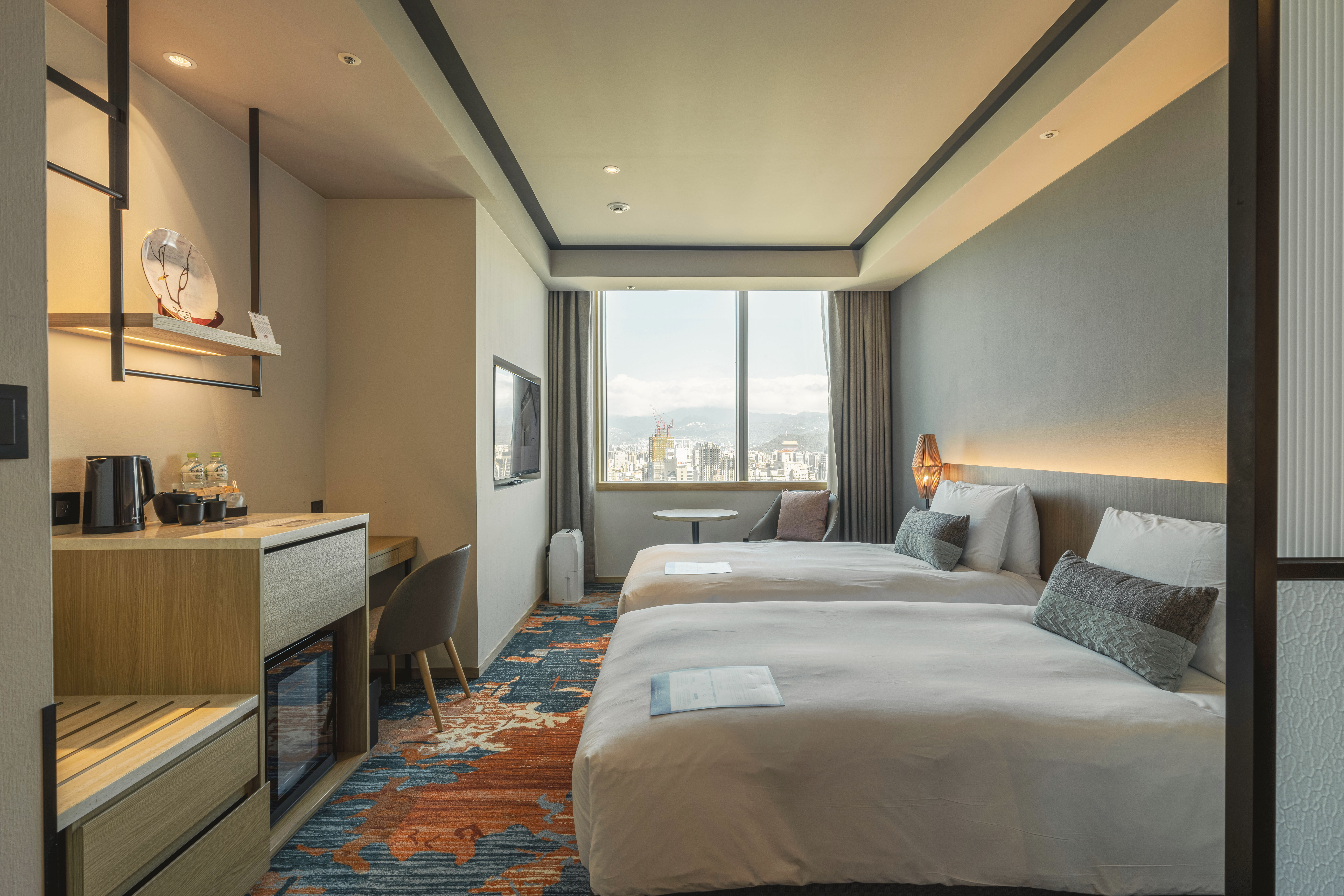 シャワーツイン