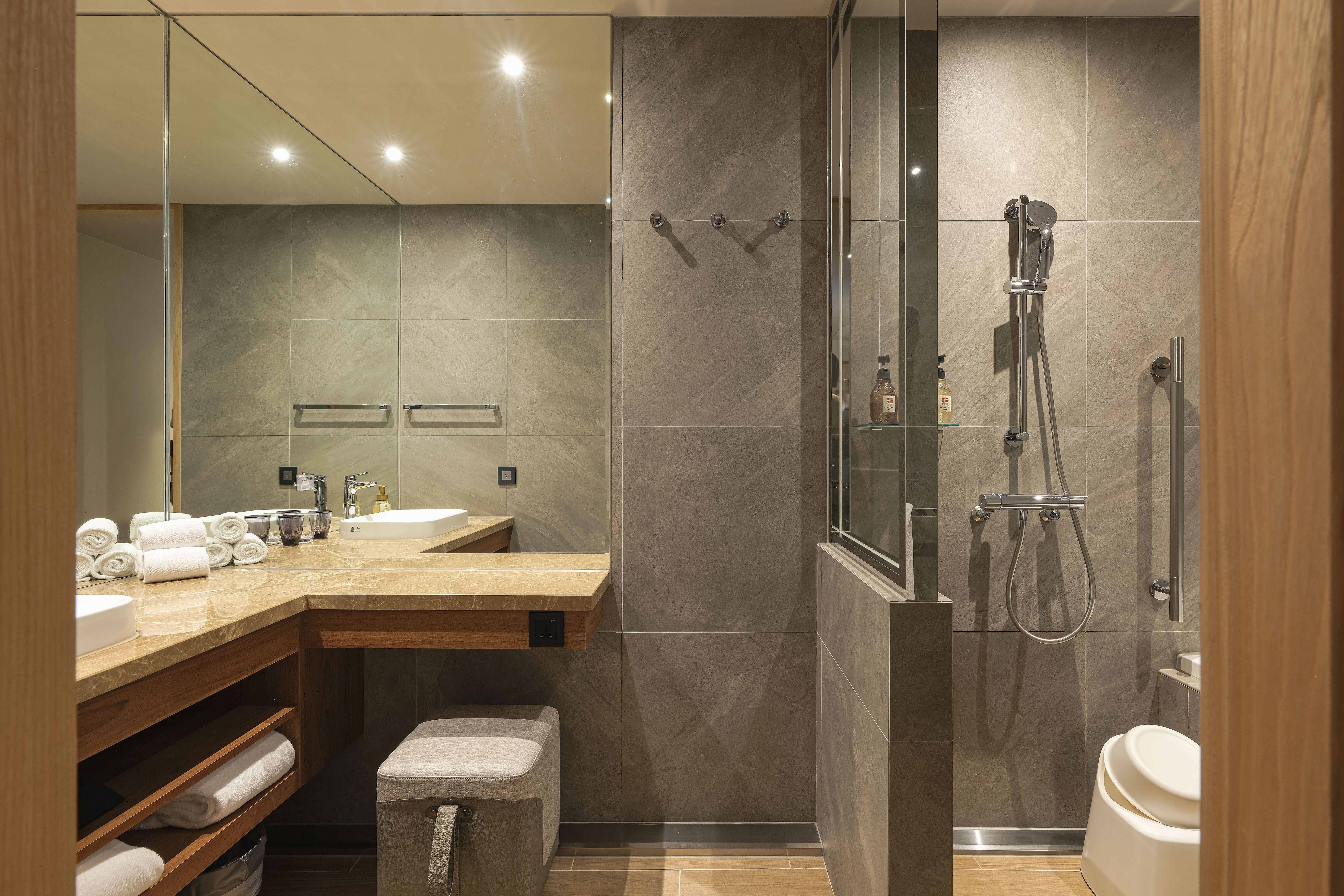 トリプルルーム