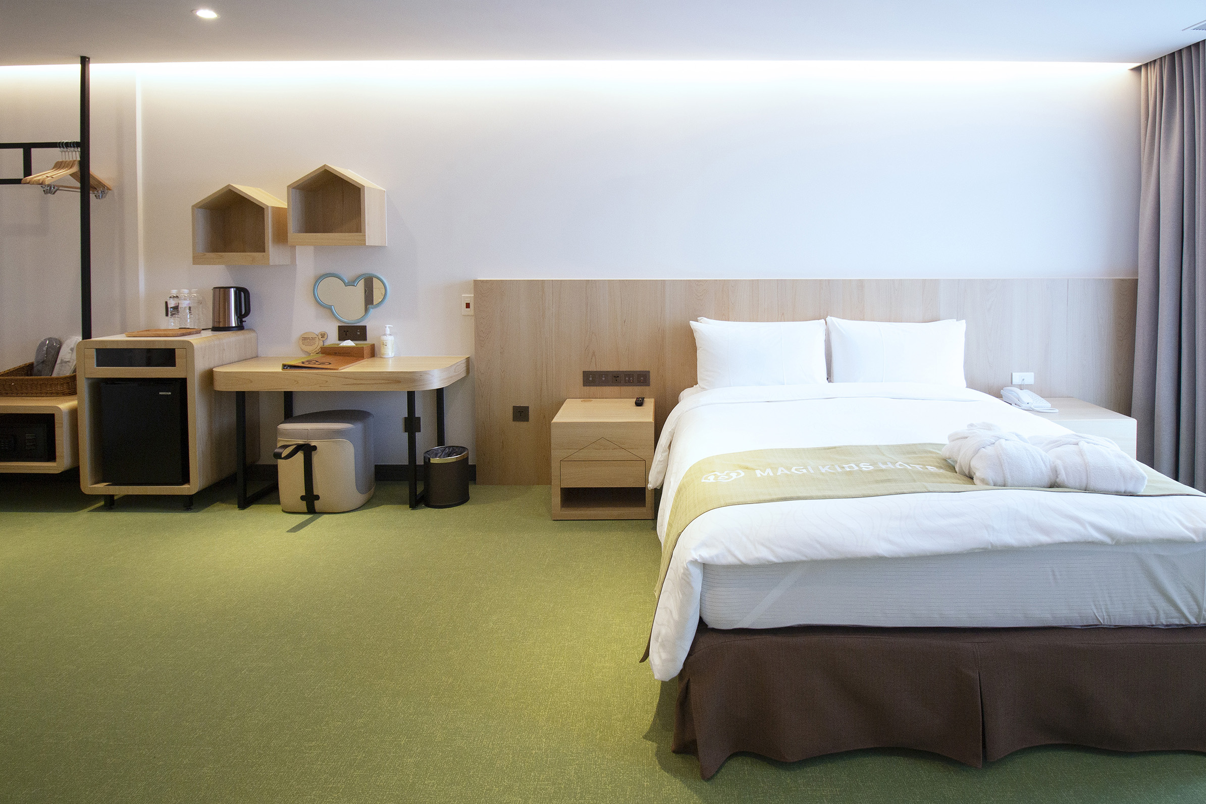 コンフォート 4 人ルーム【アクセシブルルーム】