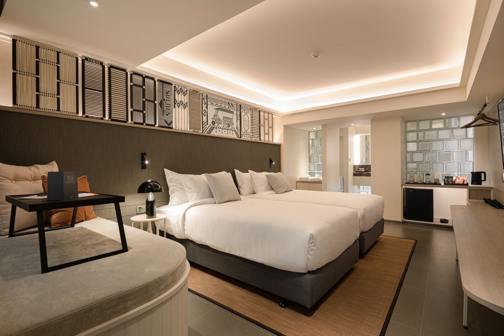 デラックスルーム（シングルベッド2台）