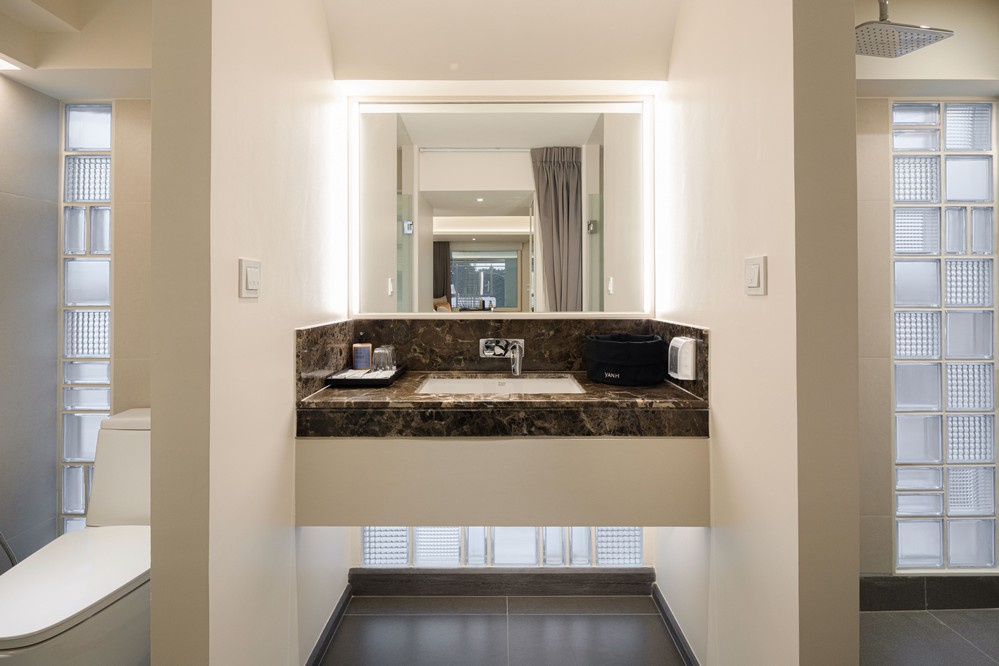 デラックスルーム（シングルベッド2台）