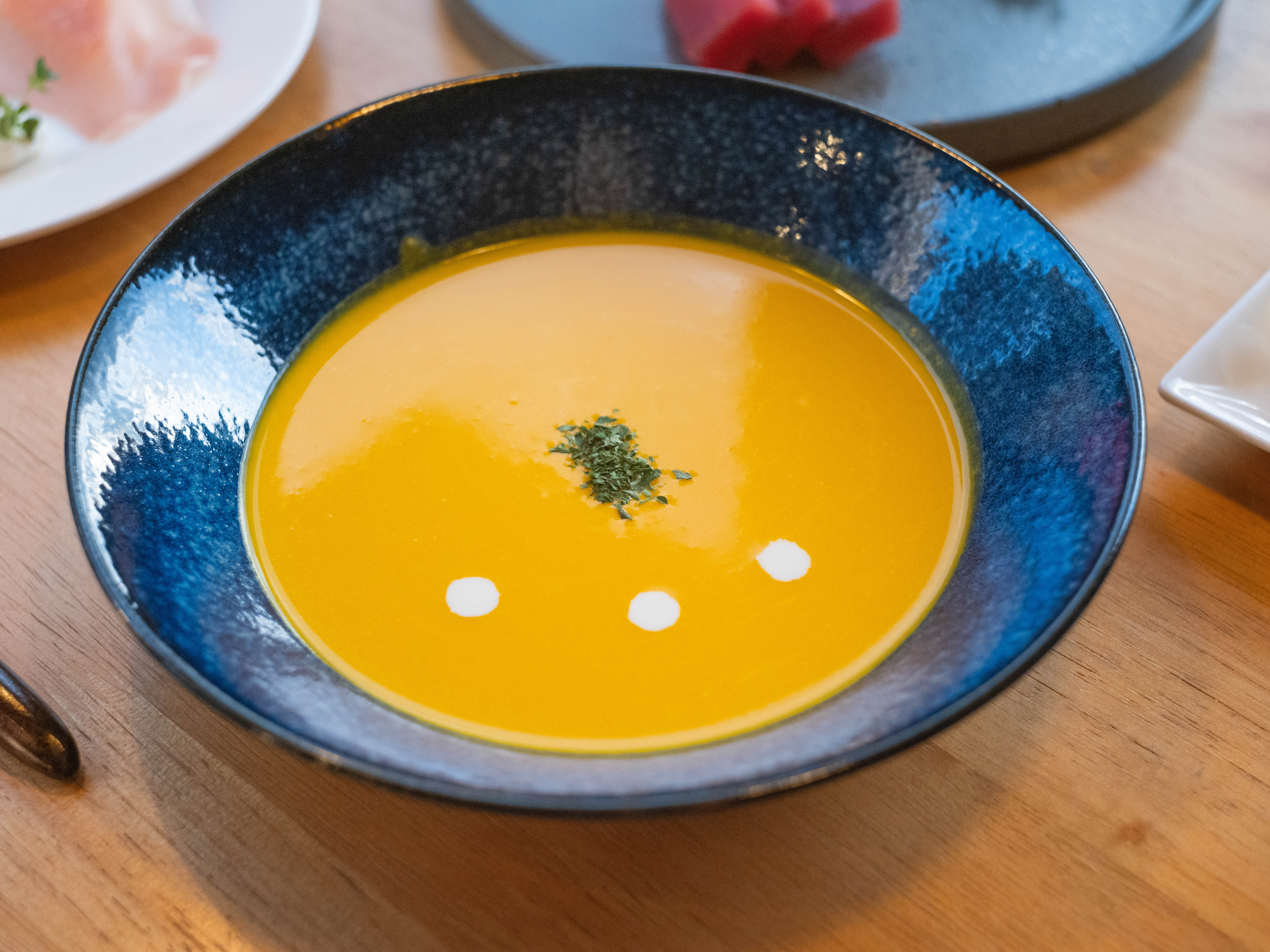 一泊二食付きプラン　夕食　季節の濃厚スープ
