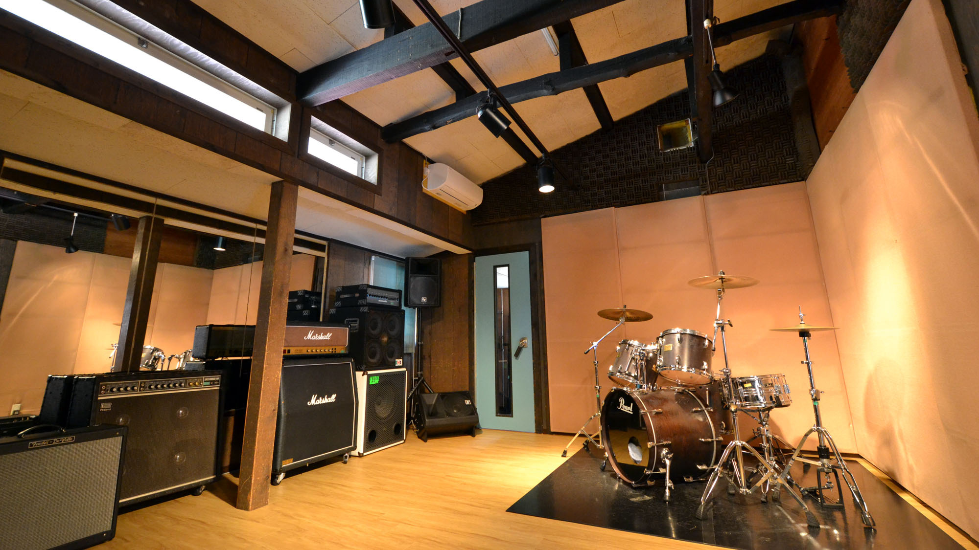 Dstudio（14畳）◆音楽スタジオ付きコテージ