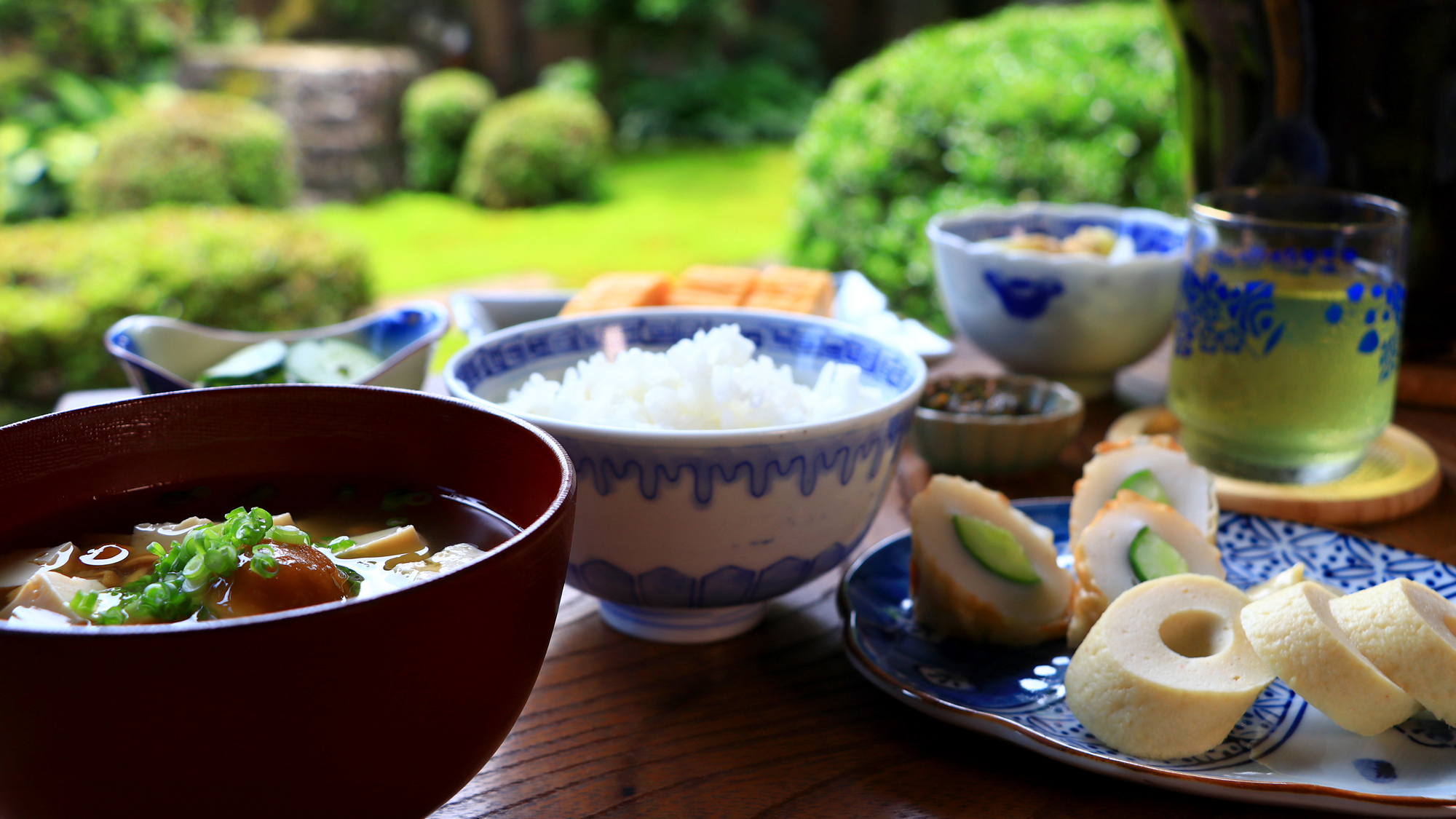 【和朝食】自家栽培野菜と「とうふちくわ」の和朝食