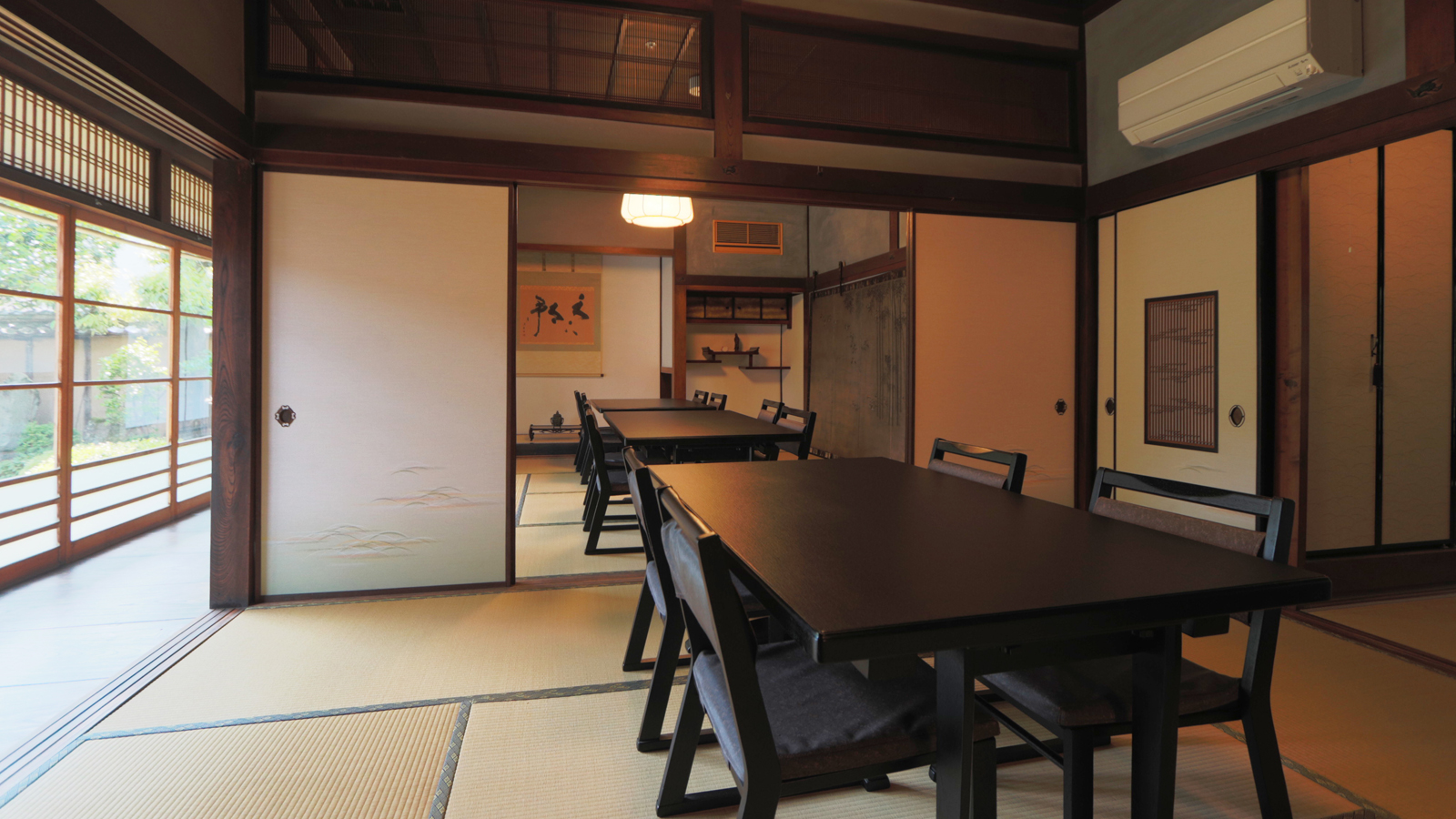 【表の奥の間、中の間】