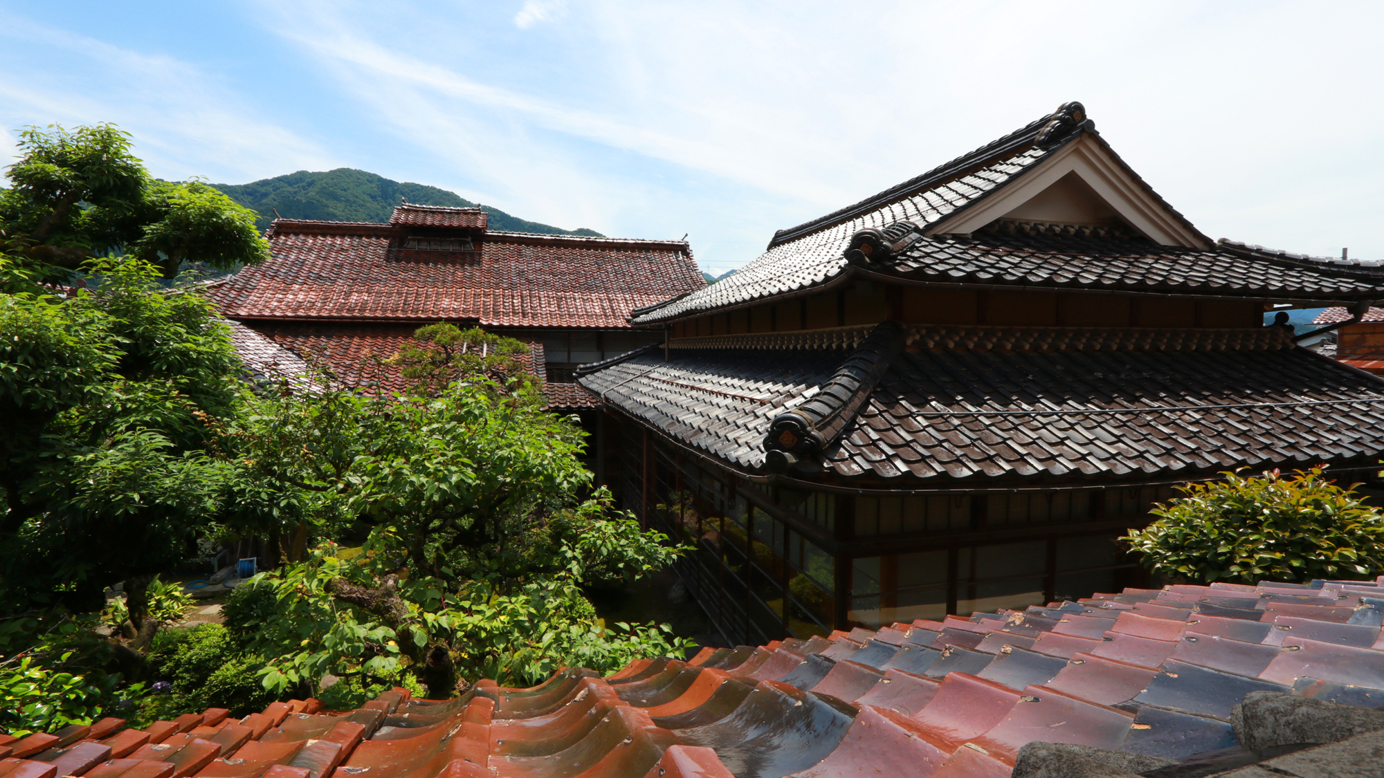 【太田邸】蔵からの邸内の眺め
