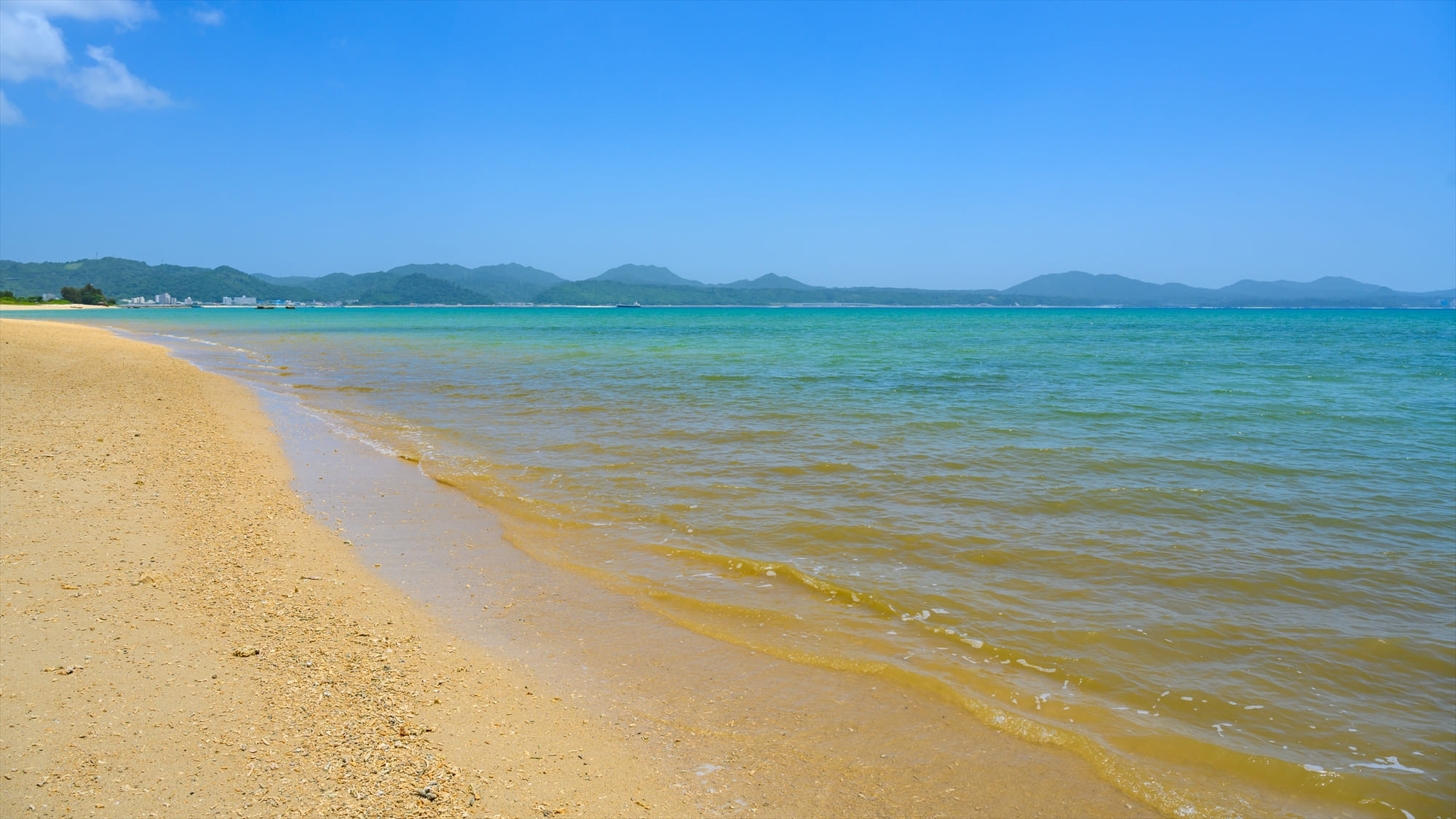 沖縄ならやっぱりきれいな海