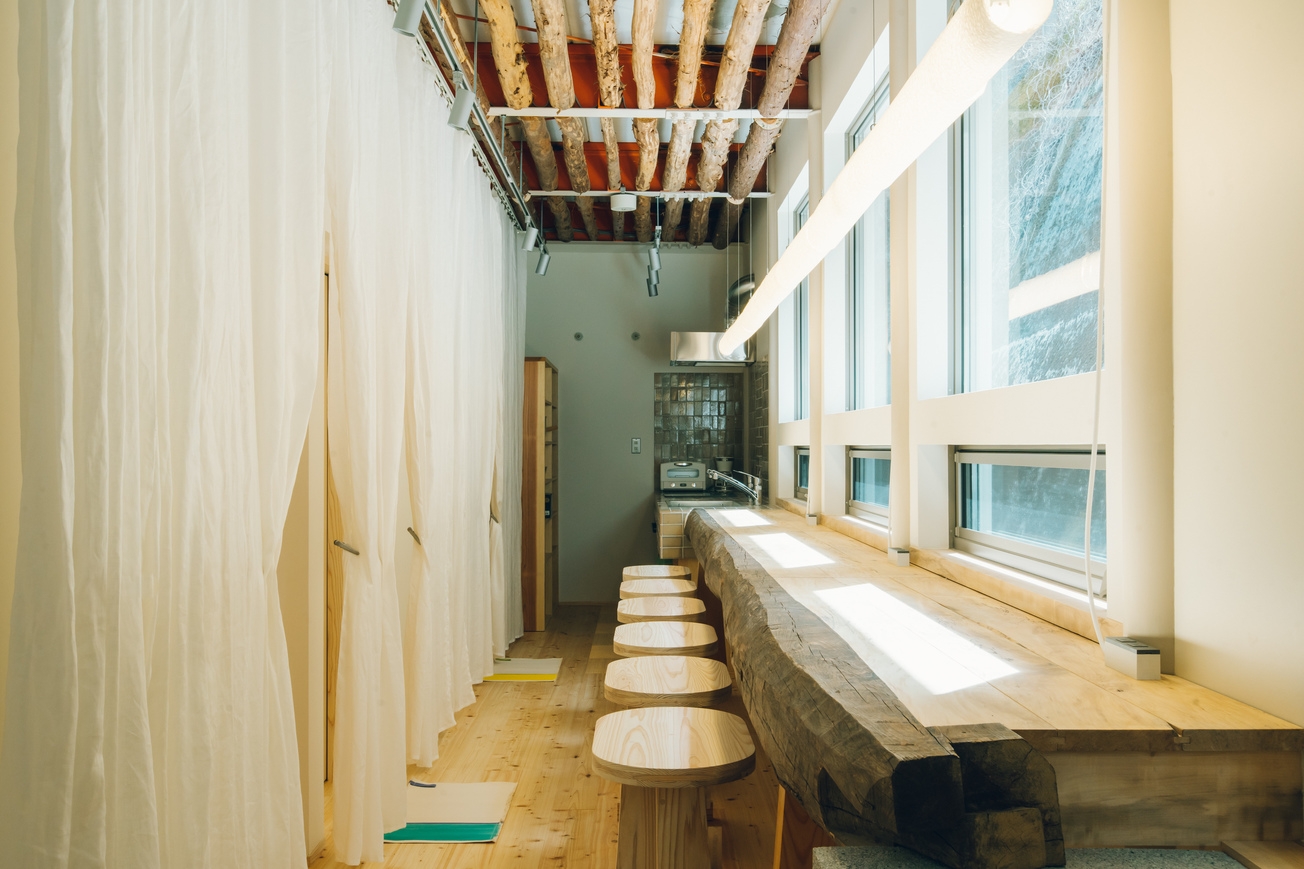 「地元の恵みを味わう、ロイの朝ごはん。」（朝食付）