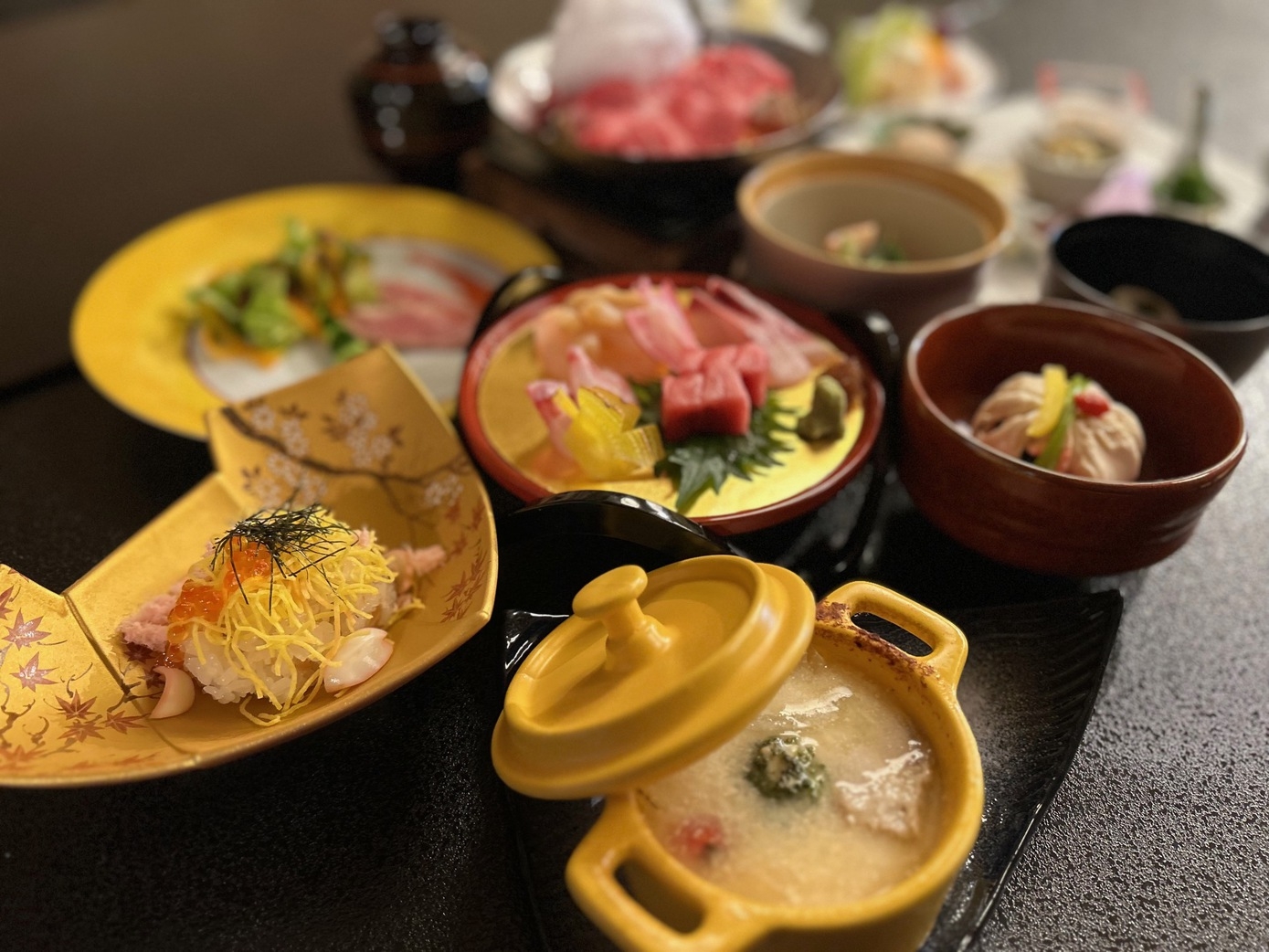 【18歳以上の宿】【早割30】＼オールインクルーシブ／山海の幸が満載！四季折々の味覚を堪能【2食付】