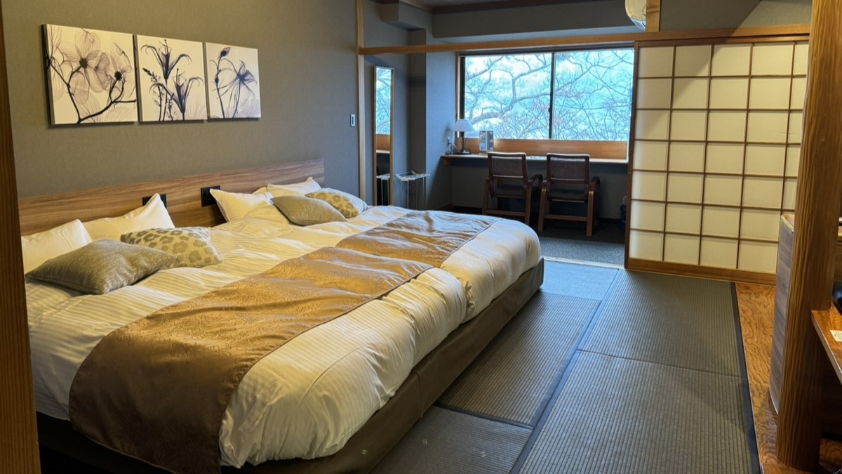 秋田県民限定！2026年4月ご宿泊分は客室料50％OFF（食事料通常）｜夕食は特上にぎり寿司をご堪能