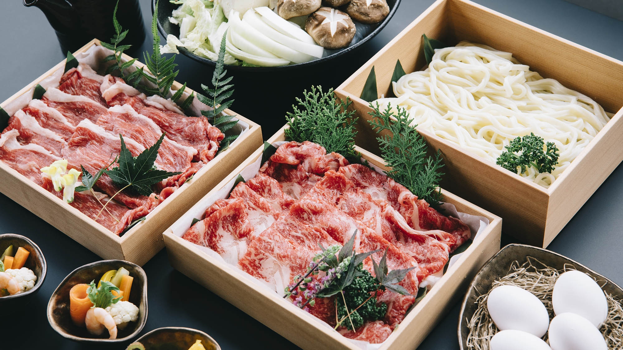 ＜2食付スタンダード鍋プラン＞福井県産「吟醸牛」すき焼きコースと贅沢朝食がセットの別荘ステイプラン
