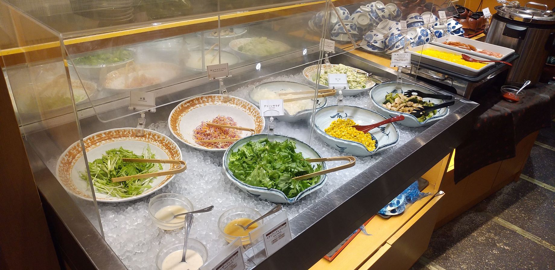 朝食
